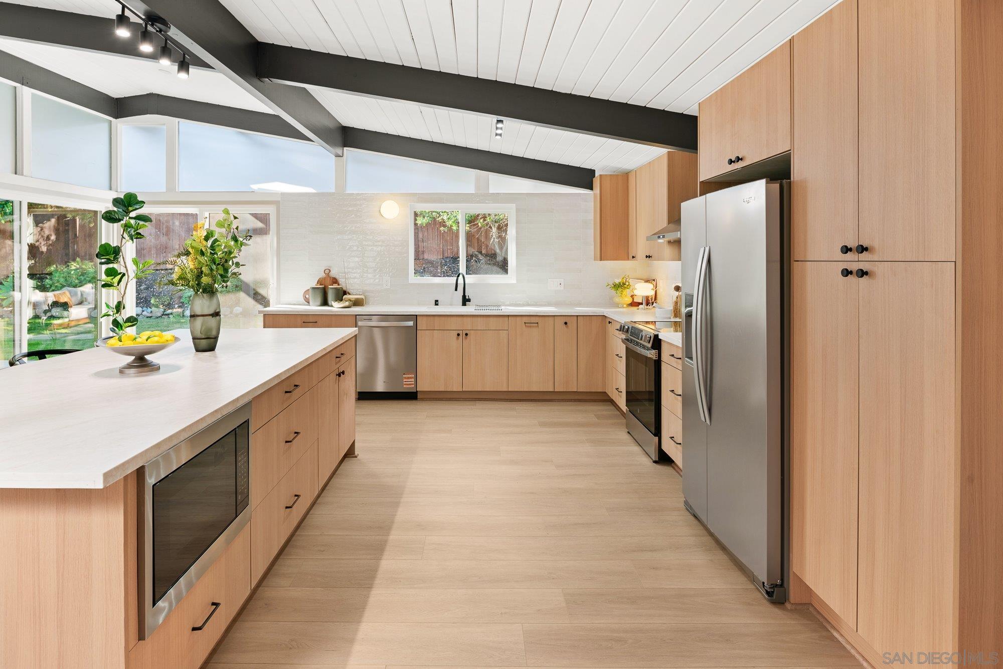 Detail Gallery Image 3 of 64 For 5672  Dartford Way, San Diego,  CA 92120 - 5 Beds | 2 Baths