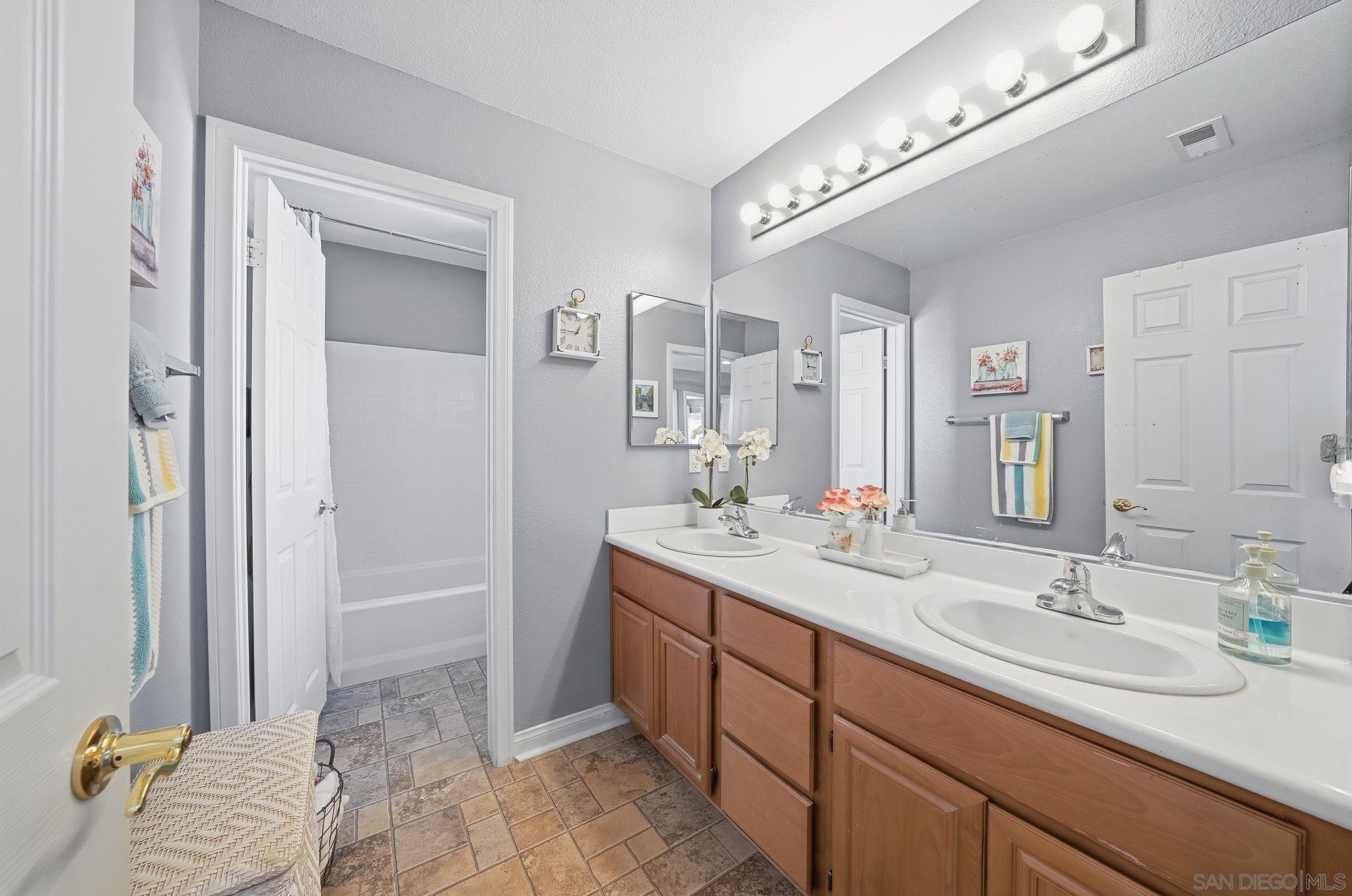 Detail Gallery Image 36 of 56 For 1166  Sea Bird Way, San Diego,  CA 92154 - 5 Beds | 3 Baths