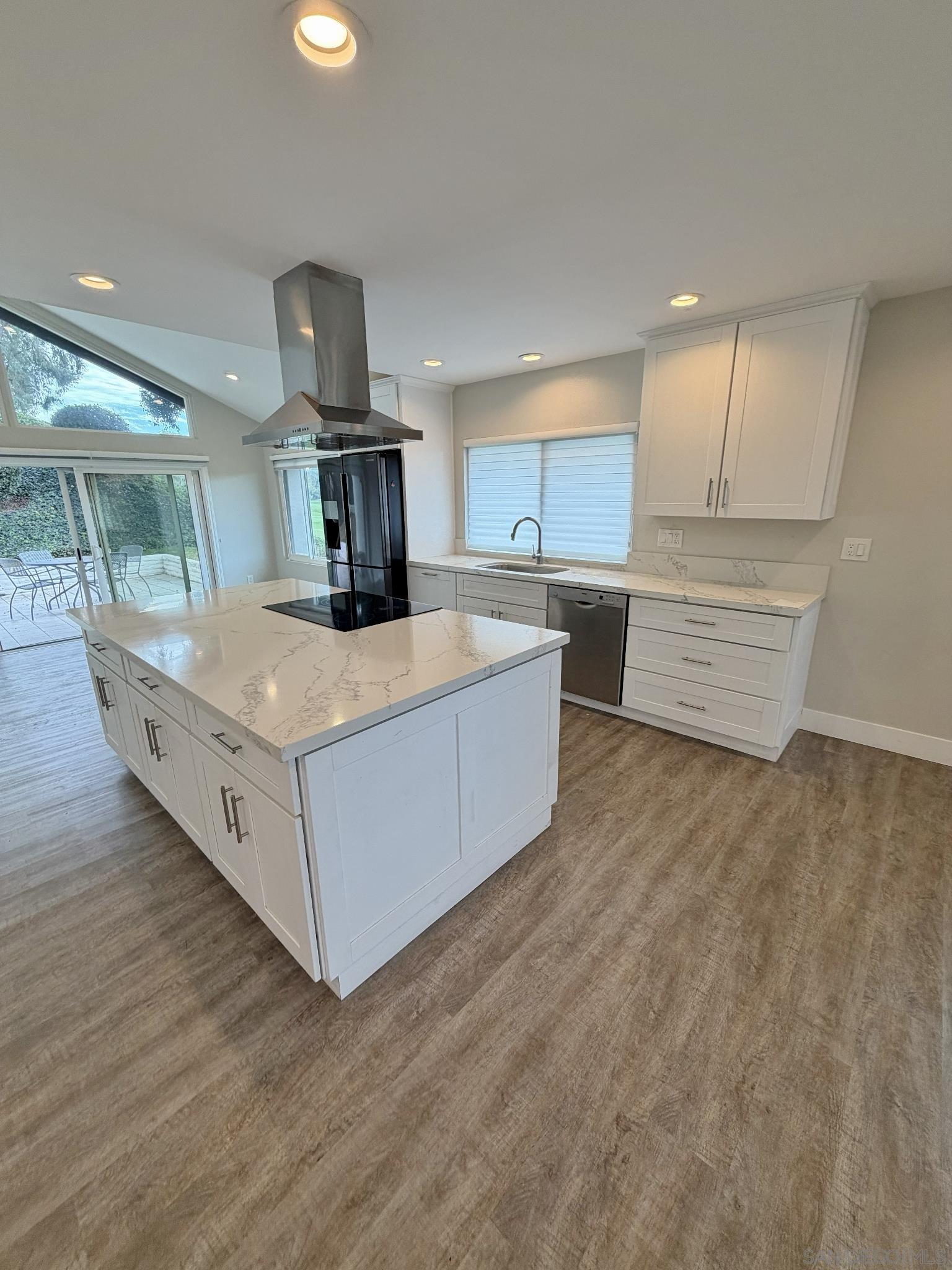 Detail Gallery Image 10 of 32 For 612  Calle Paula, Solana Beach,  CA 92075 - 3 Beds | 2 Baths