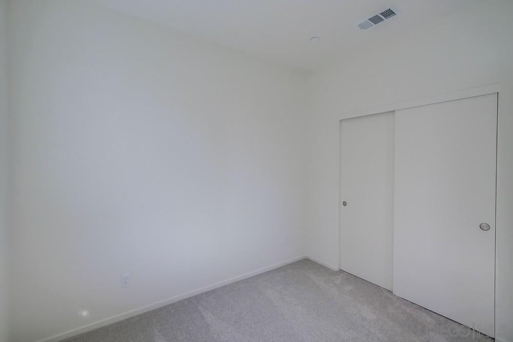 Detail Gallery Image 10 of 36 For 5305  Seacliff Place  #1,  San Diego,  CA 92154 - 3 Beds | 2/1 Baths