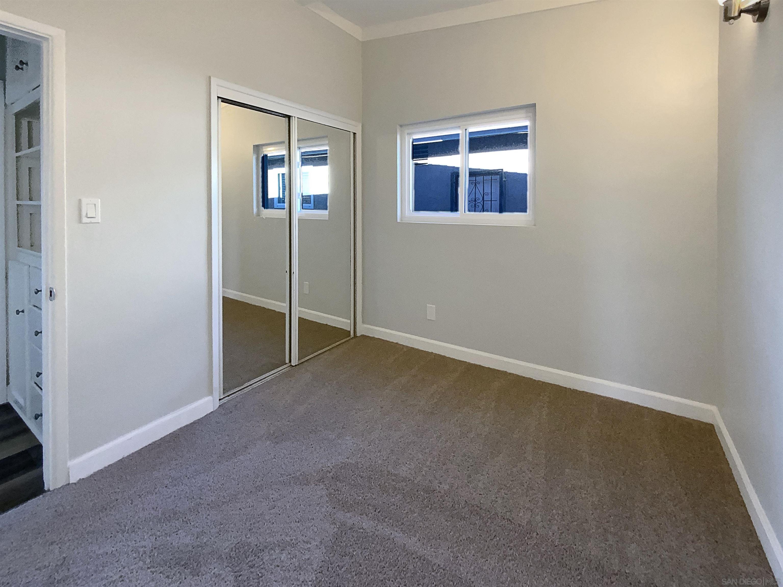 Detail Gallery Image 13 of 26 For 5819  Roanoke St, San Diego,  CA 92139 - 4 Beds | 3 Baths