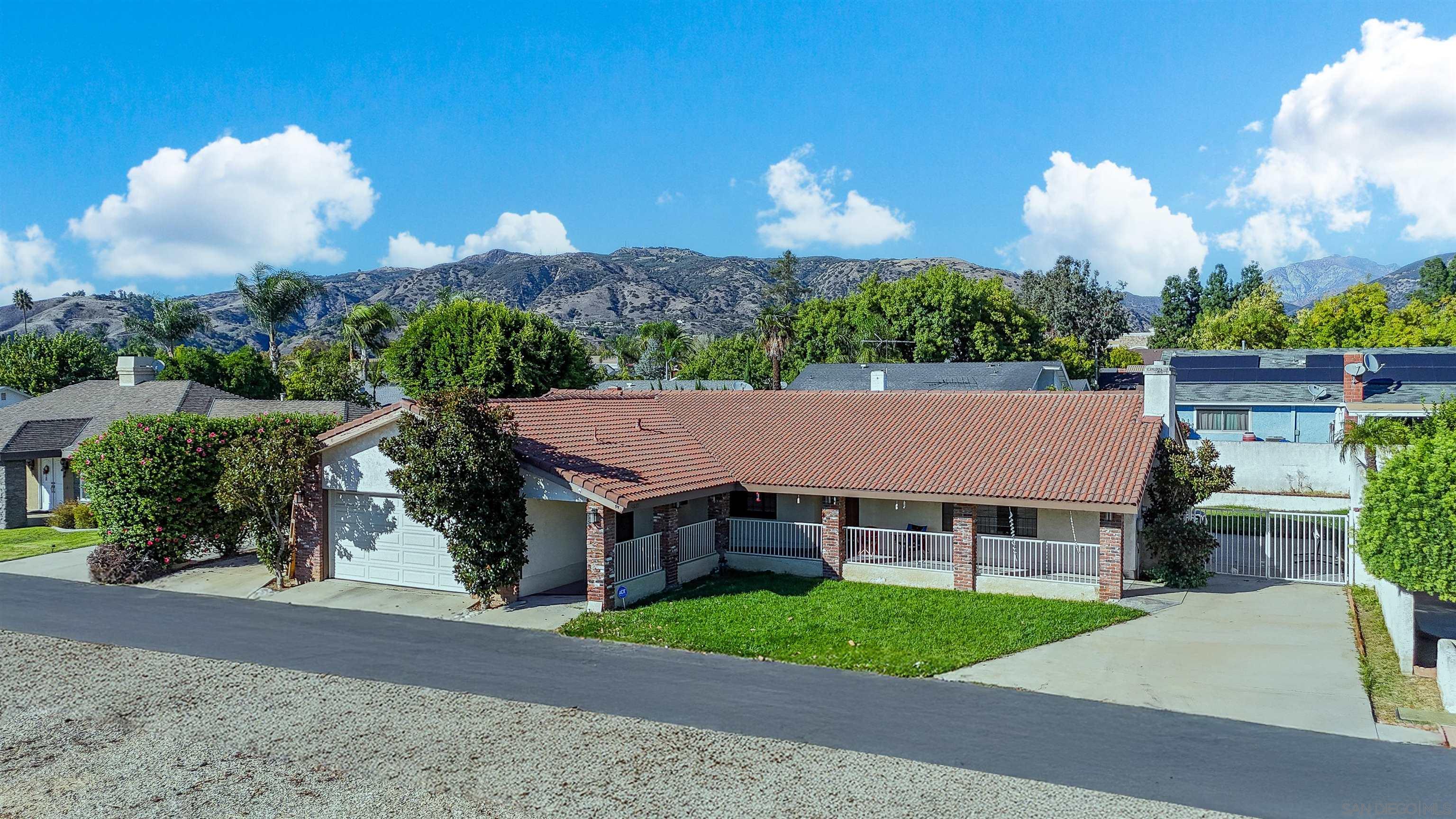 Front Image Thumbnail for SD250042410