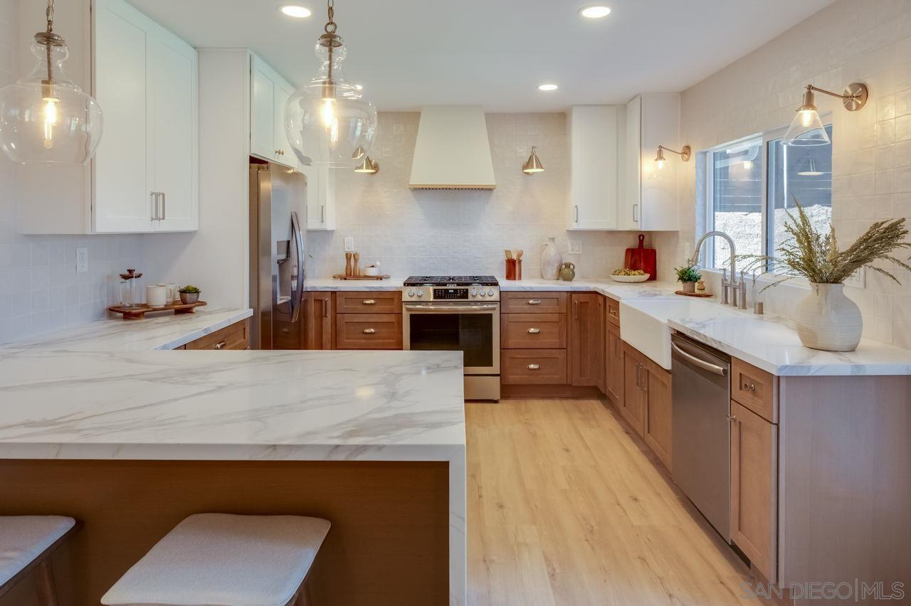 Detail Gallery Image 2 of 73 For 11384  Almazon St, San Diego,  CA 92129 - 3 Beds | 2 Baths