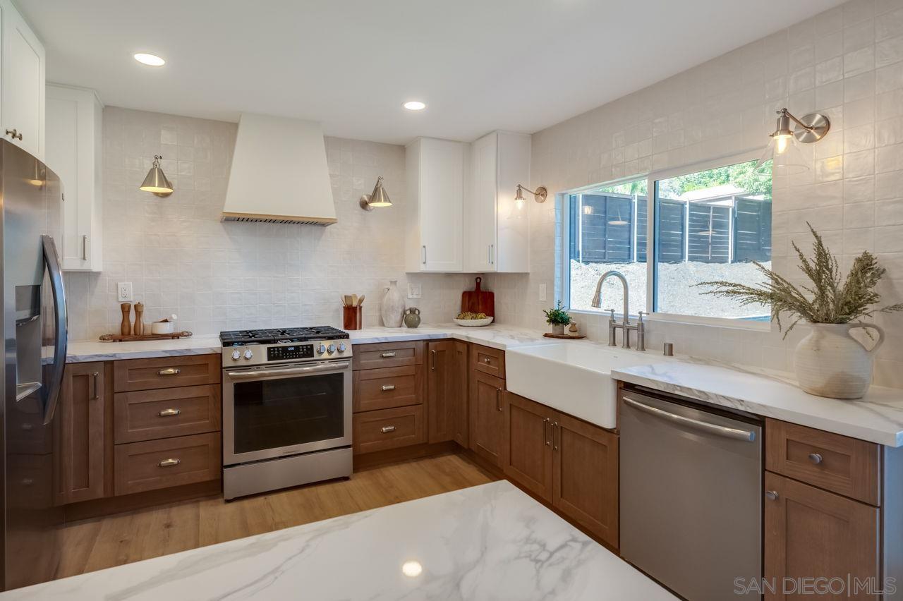 Detail Gallery Image 21 of 73 For 11384  Almazon St, San Diego,  CA 92129 - 3 Beds | 2 Baths