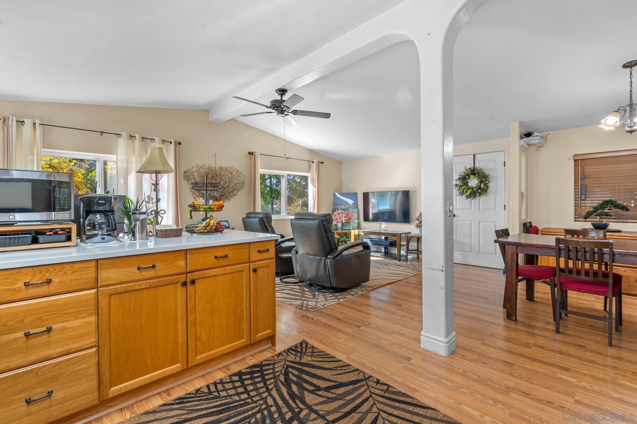 Detail Gallery Image 17 of 59 For 1550  Keyes Road, Ramona,  CA 92065 - 6 Beds | 3 Baths