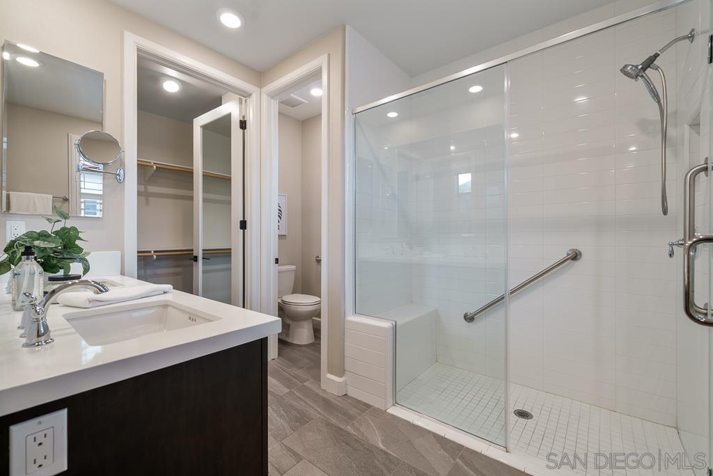 Detail Gallery Image 30 of 59 For 16750  Coyote Bush Dr.  #19,  San Diego,  CA 92127 - 2 Beds | 2/1 Baths