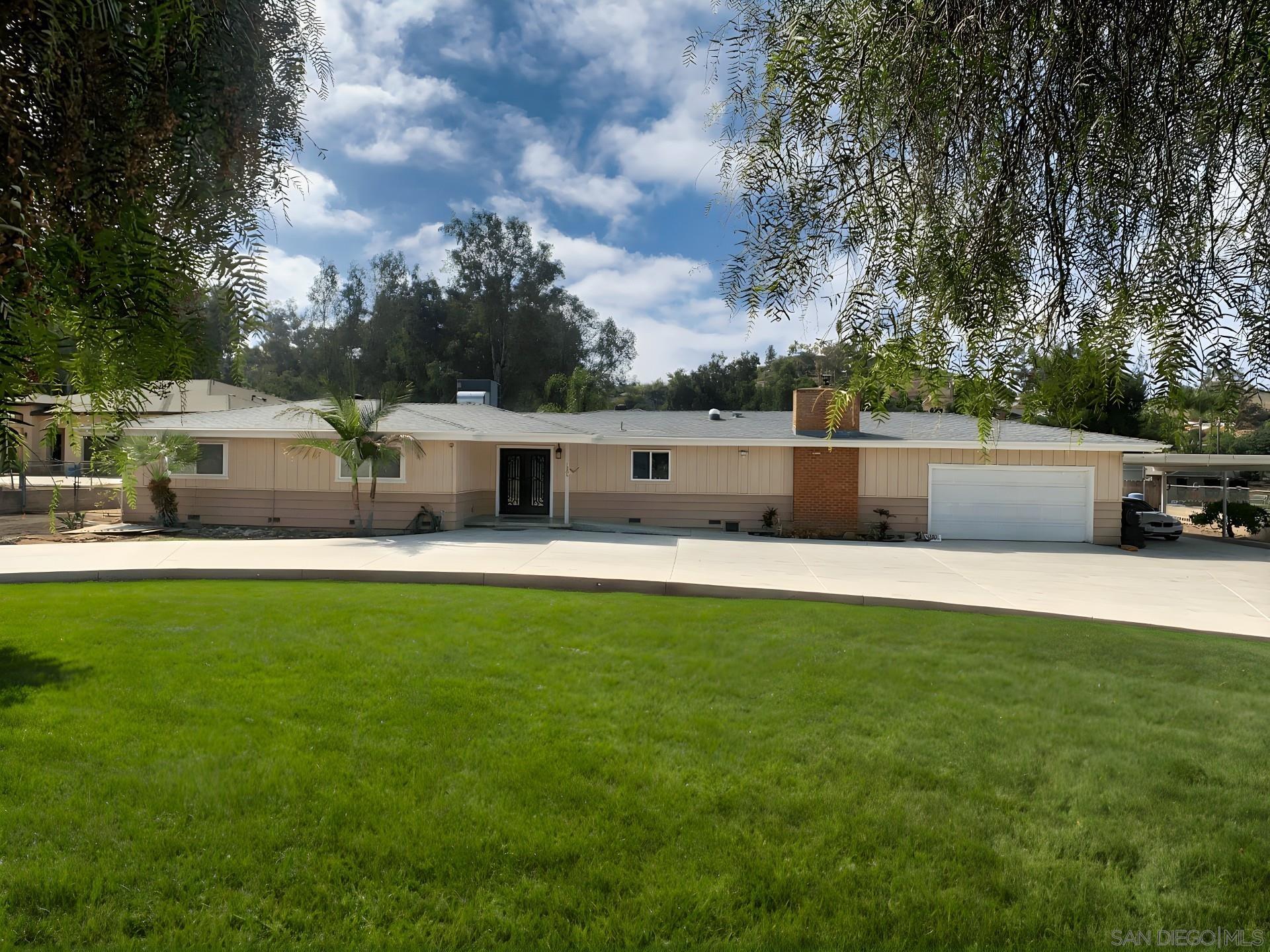 Front Image Thumbnail for SD250042428