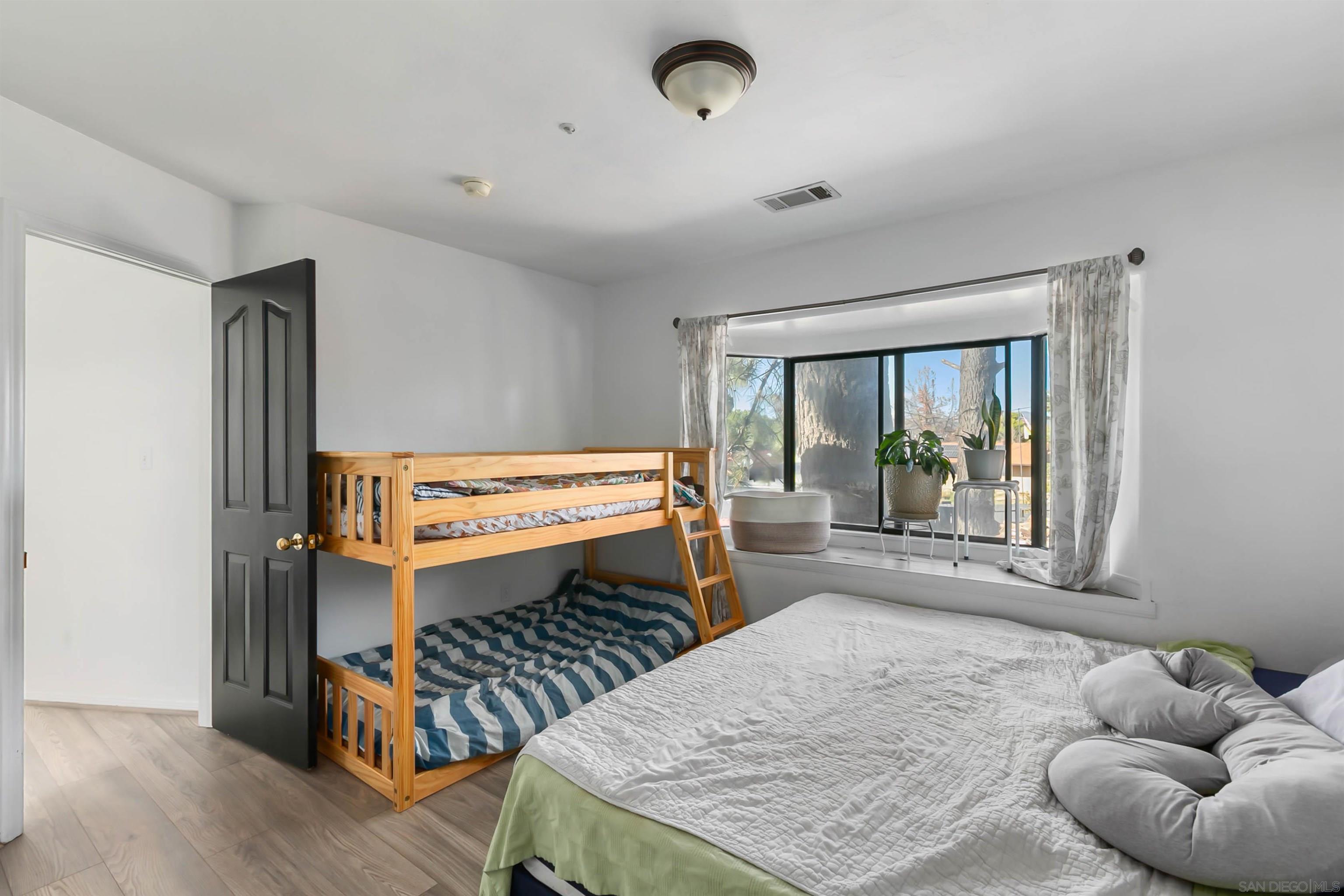 Detail Gallery Image 12 of 35 For 30028  Canvasback Dr, Campo,  CA 91906 - 3 Beds | 2 Baths