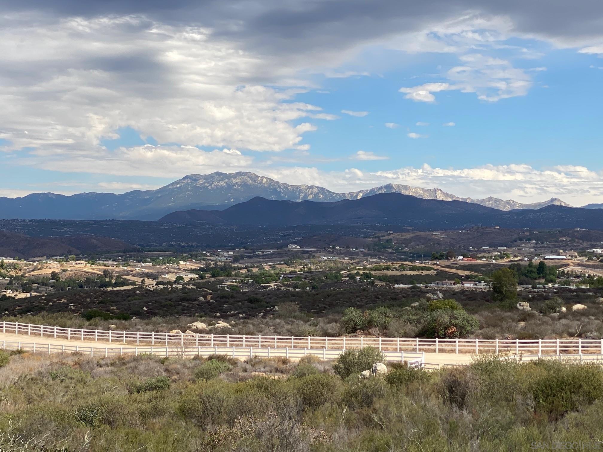 Front Image Thumbnail for SD250042447