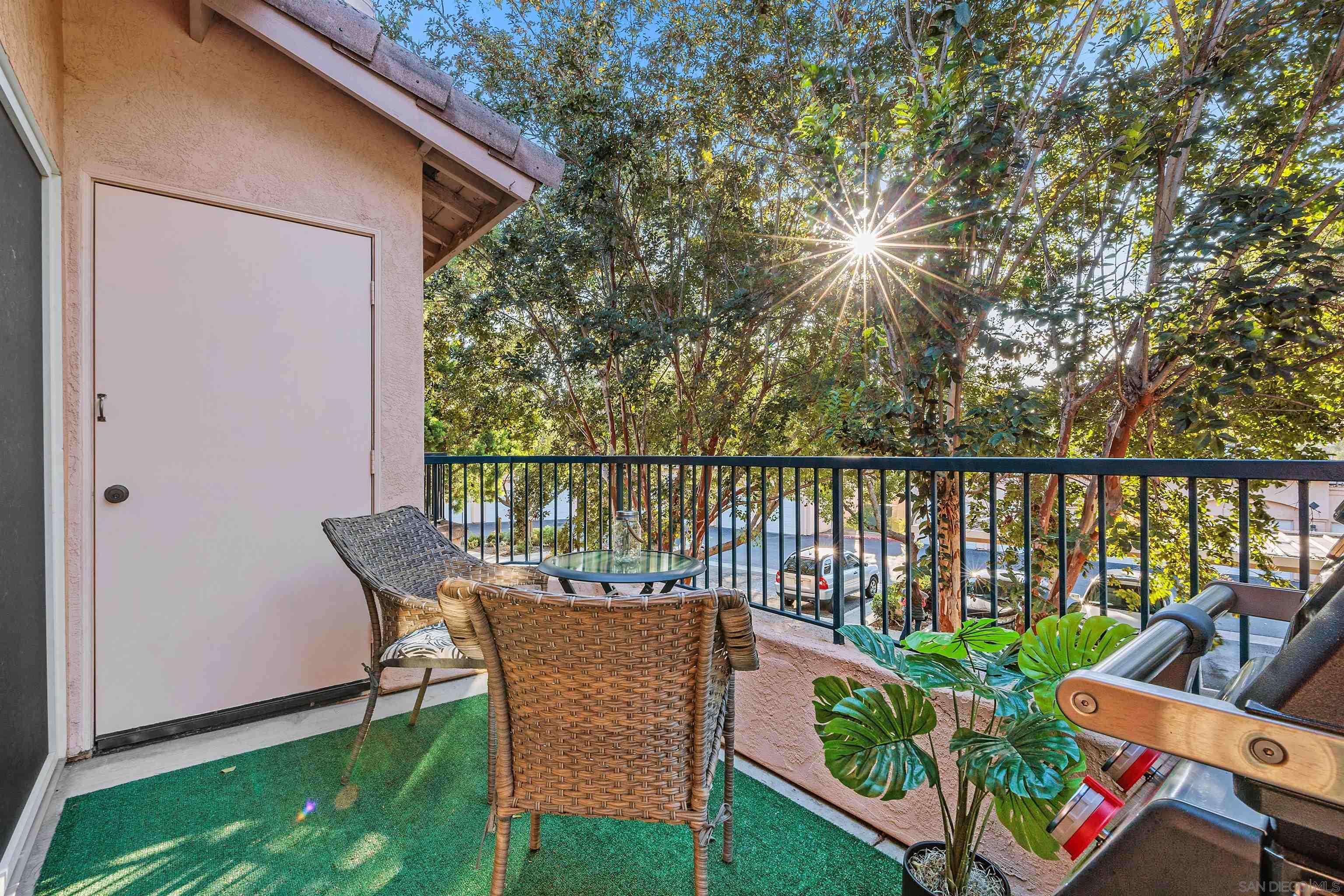 Detail Gallery Image 8 of 45 For 18752  Caminito Cantilena  #166,  San Diego,  CA 92128 - 1 Beds | 1 Baths