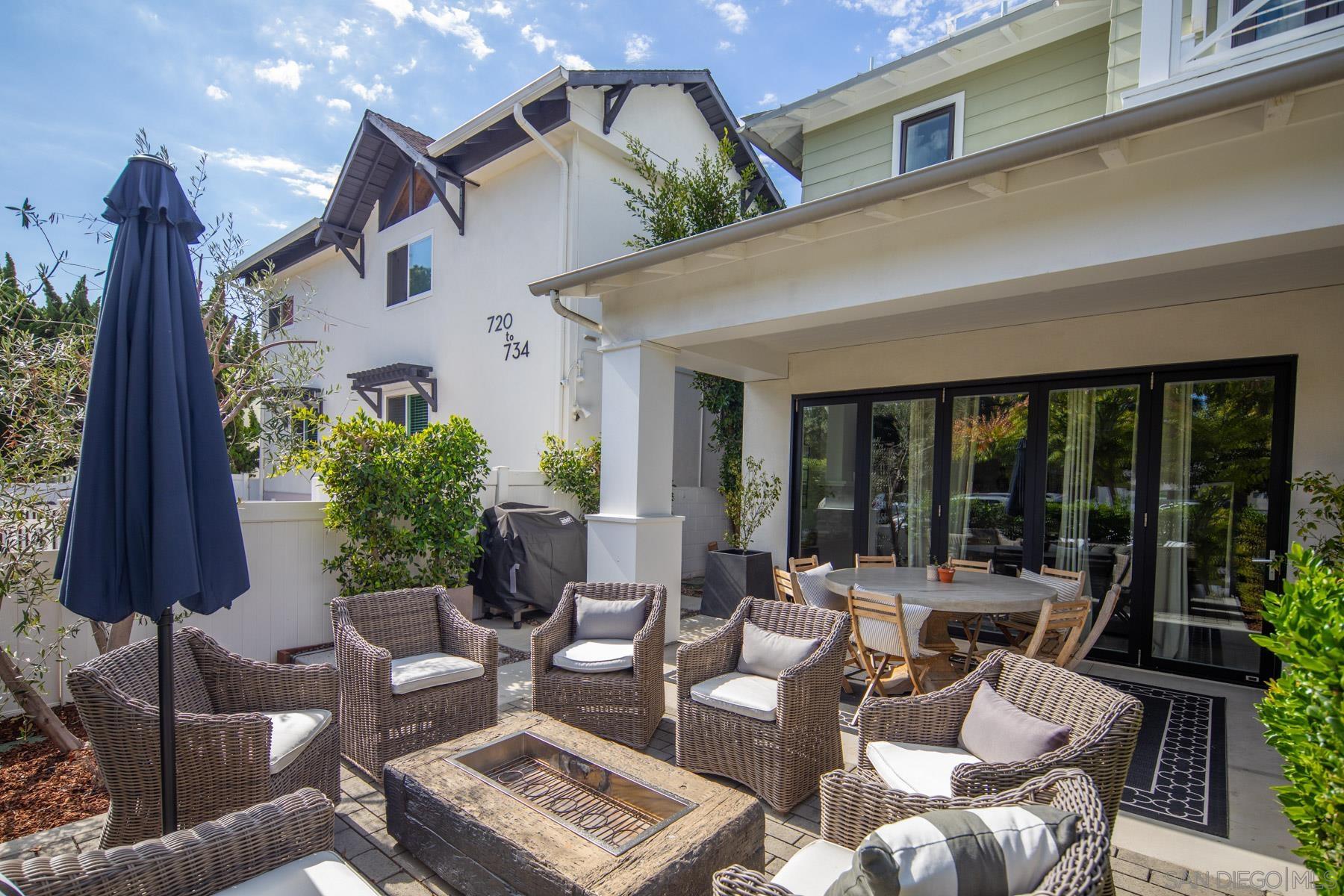 Detail Gallery Image 2 of 29 For 712  E Ave, Coronado,  CA 92118 - 4 Beds | 4/1 Baths