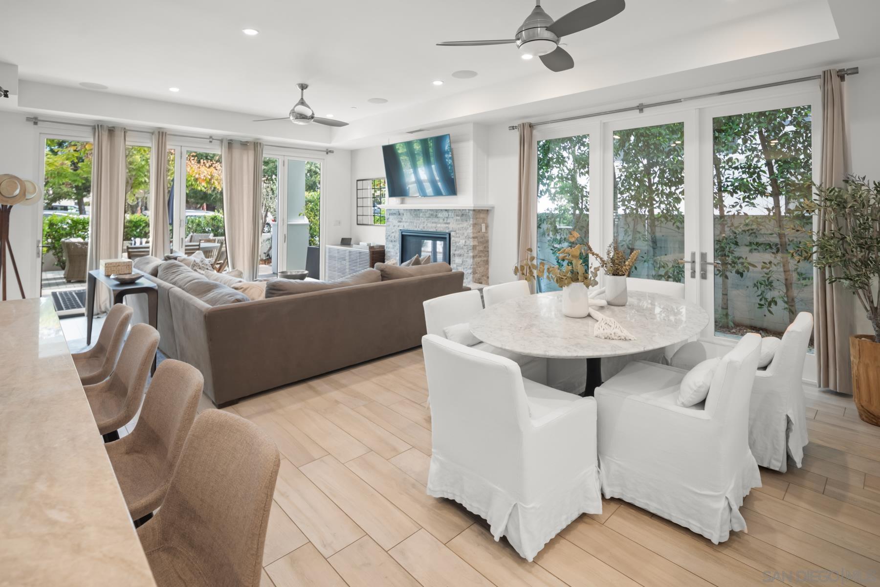 Detail Gallery Image 13 of 29 For 712  E Ave, Coronado,  CA 92118 - 4 Beds | 4/1 Baths