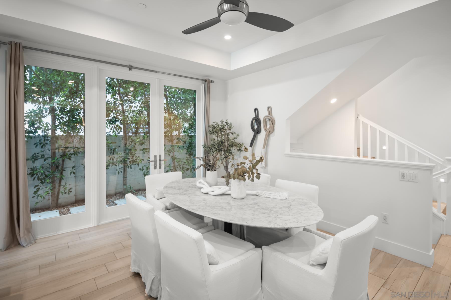 Detail Gallery Image 9 of 29 For 712  E Ave, Coronado,  CA 92118 - 4 Beds | 4/1 Baths