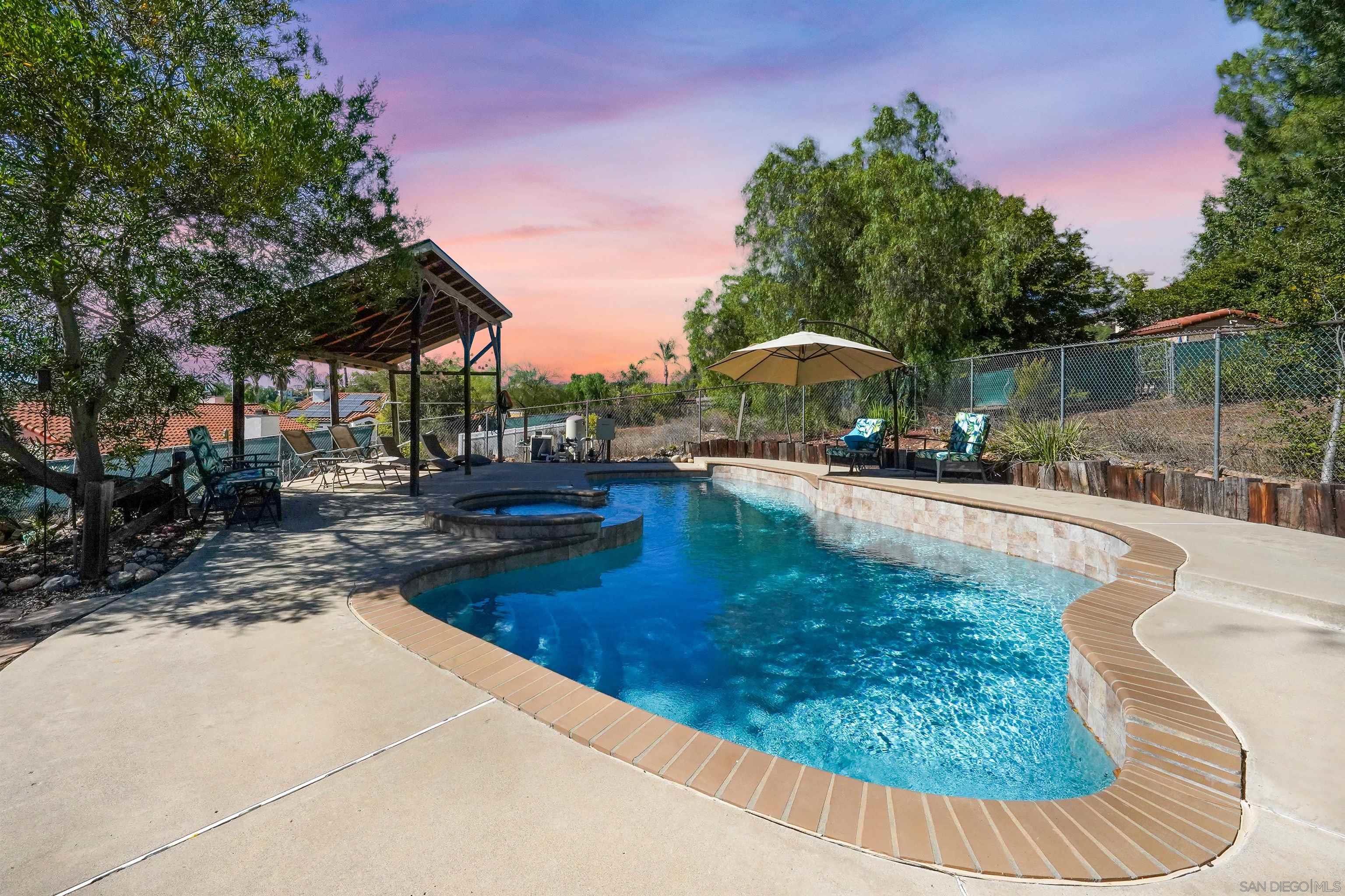 Detail Gallery Image 2 of 12 For 24402  Ysidro Drive, Ramona,  CA 92065 - 3 Beds | 2 Baths