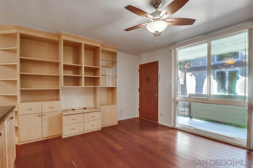 Detail Gallery Image 5 of 34 For 3333  Ruffin Rd.  4s,  San Diego,  CA 92123 - 2 Beds | 1 Baths