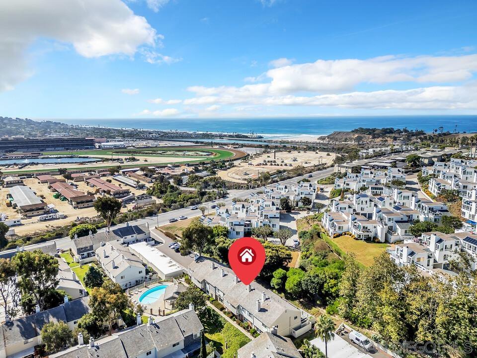 Detail Gallery Image 41 of 49 For 827  Del Mar Downs Rd  #E,  Solana Beach,  CA 92075 - 3 Beds | 2/1 Baths