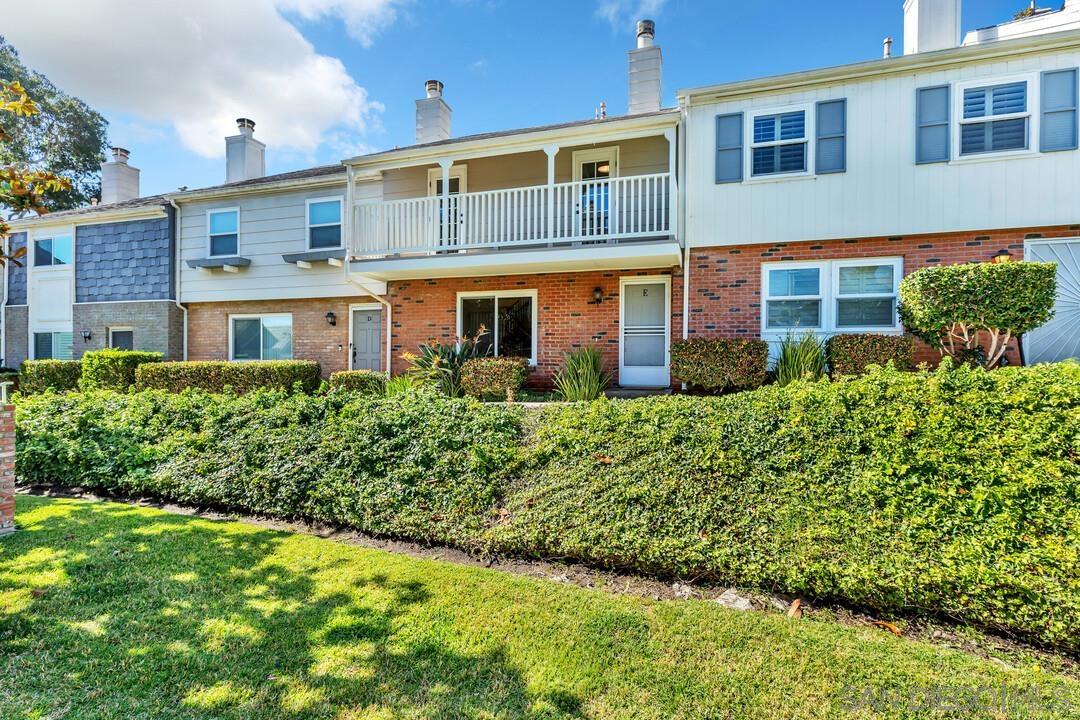 Detail Gallery Image 47 of 49 For 827  Del Mar Downs Rd  #E,  Solana Beach,  CA 92075 - 3 Beds | 2/1 Baths