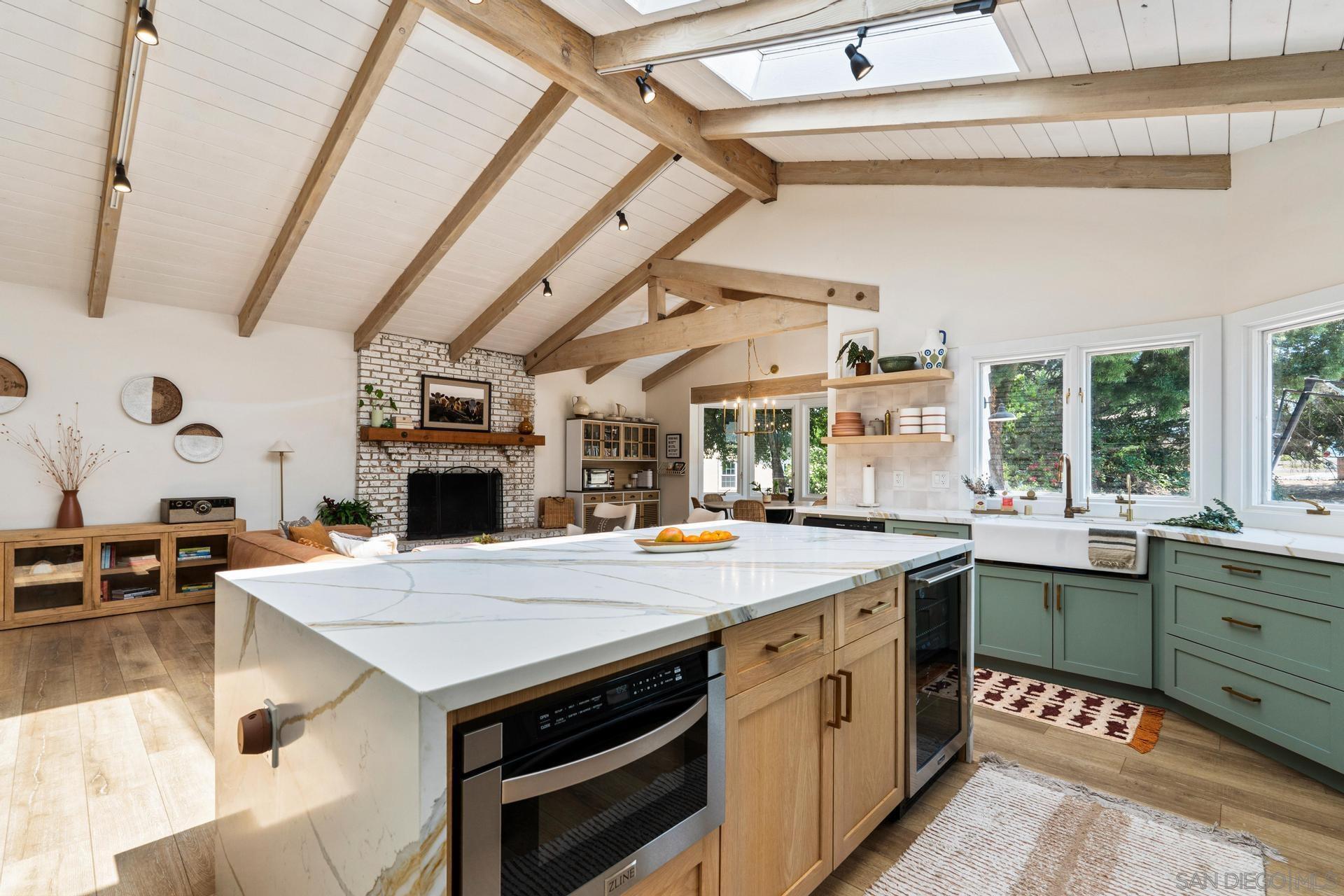 Detail Gallery Image 3 of 70 For 13953  Sagewood Dr, Poway,  CA 92064 - 4 Beds | 4 Baths