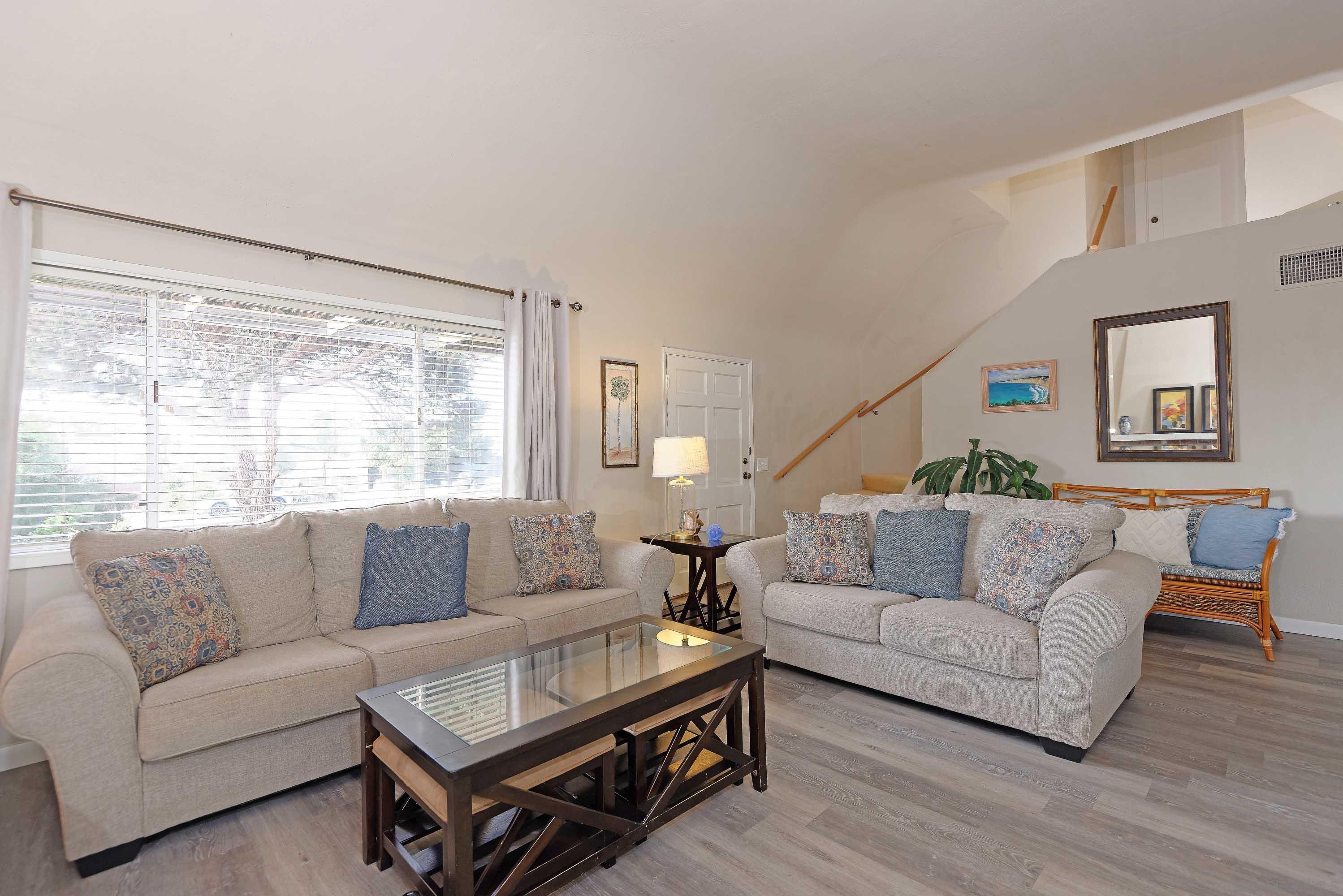 Detail Gallery Image 3 of 10 For 8493  La Jolla Shores Dr., La Jolla,  CA 92037 - 3 Beds | 2 Baths