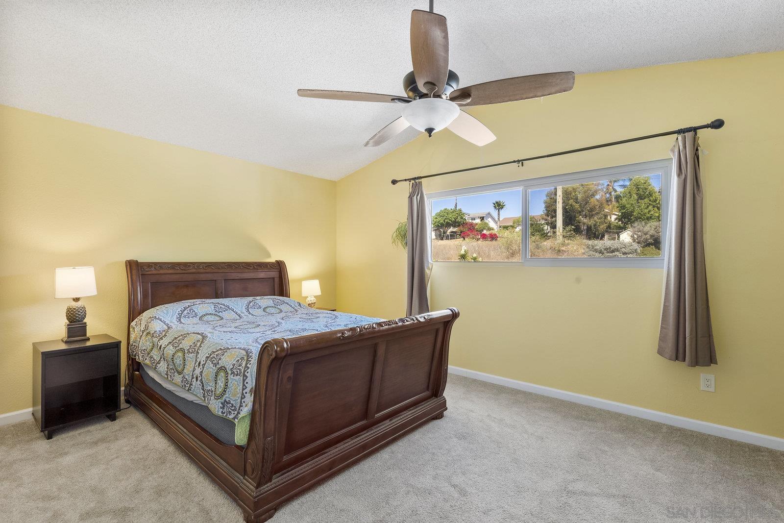 Detail Gallery Image 17 of 36 For 13879  Paseo Cardiel, San Diego,  CA 92129 - 4 Beds | 2/1 Baths