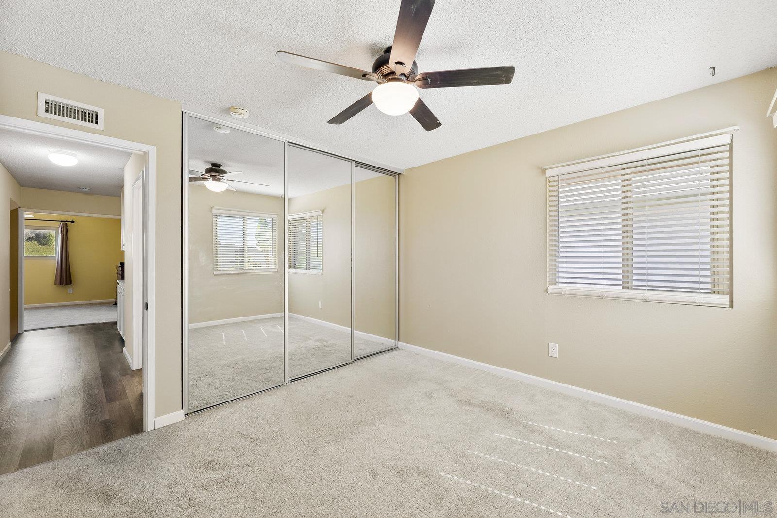 Detail Gallery Image 22 of 36 For 13879  Paseo Cardiel, San Diego,  CA 92129 - 4 Beds | 2/1 Baths