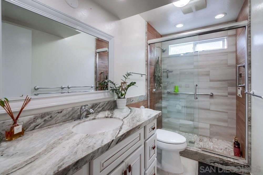 Detail Gallery Image 19 of 45 For 11385  Paseo Albacete, San Diego,  CA 92129 - 5 Beds | 2 Baths