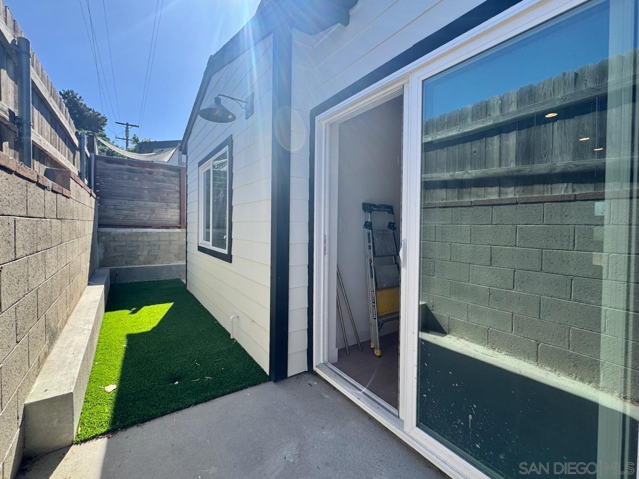 Detail Gallery Image 14 of 19 For 1837  48th St, San Diego,  CA 92102 - 2 Beds | 1 Baths