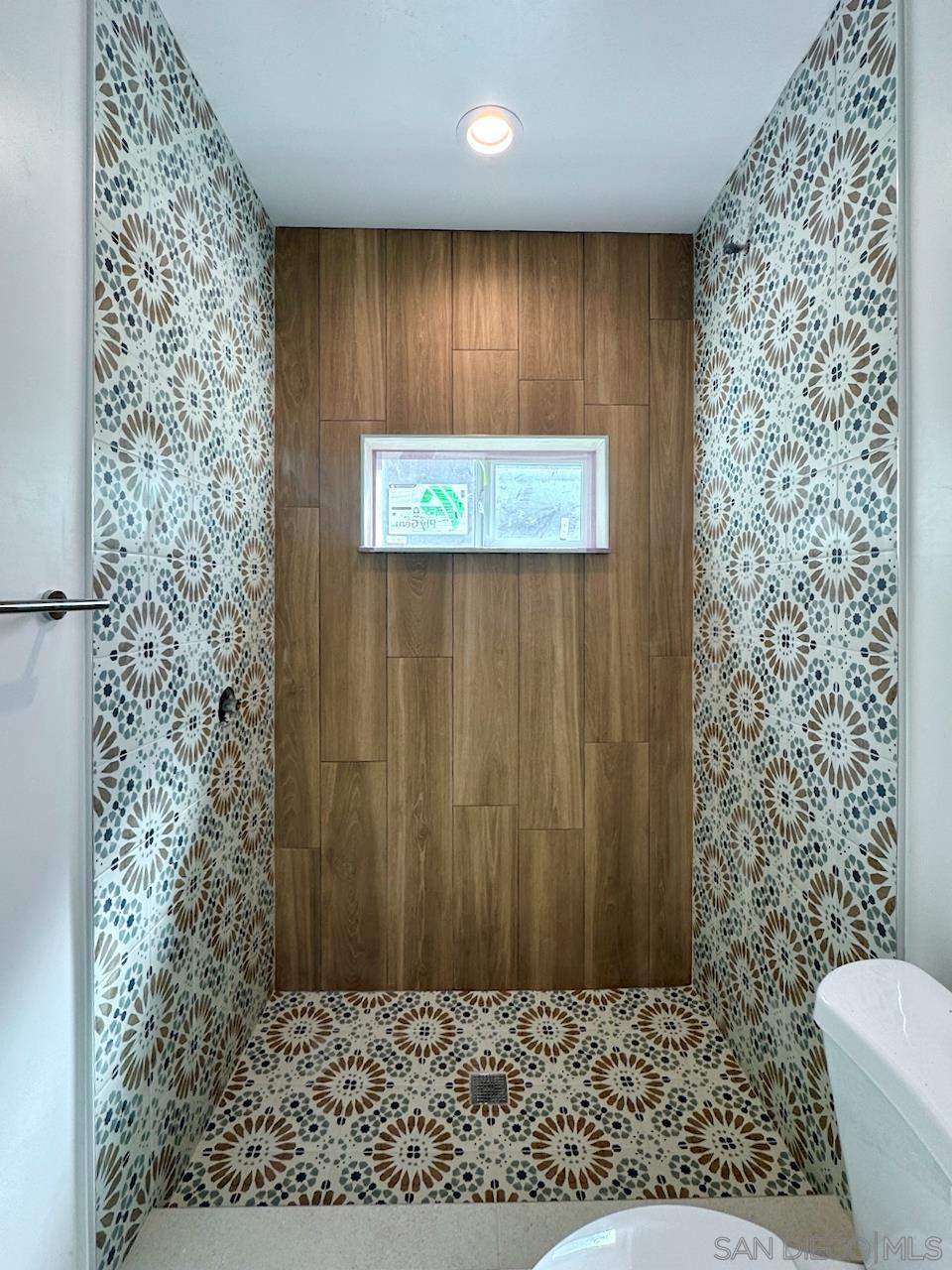 Detail Gallery Image 9 of 19 For 1837  48th St, San Diego,  CA 92102 - 2 Beds | 1 Baths