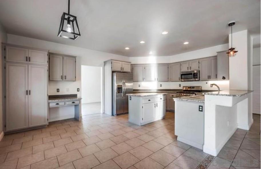 Detail Gallery Image 18 of 48 For 32789  Starlight St, Wildomar,  CA 92595 - 5 Beds | 3 Baths