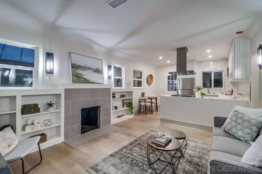 Detail Gallery Image 2 of 31 For 3737  Orange Ave, San Diego,  CA 92105 - 3 Beds | 1 Baths