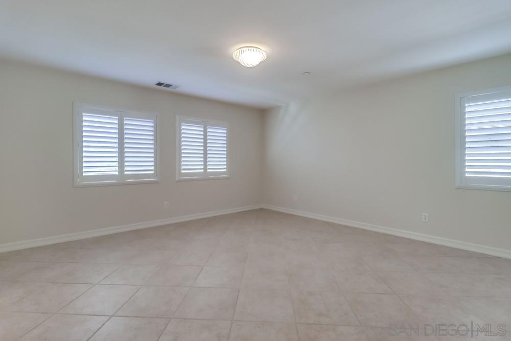 Detail Gallery Image 16 of 36 For 17020  New Rochelle Way, San Diego,  CA 92127 - 3 Beds | 2/1 Baths