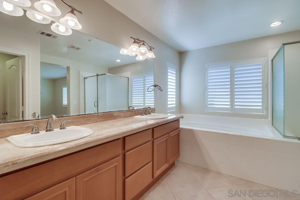 Detail Gallery Image 20 of 36 For 17020  New Rochelle Way, San Diego,  CA 92127 - 3 Beds | 2/1 Baths