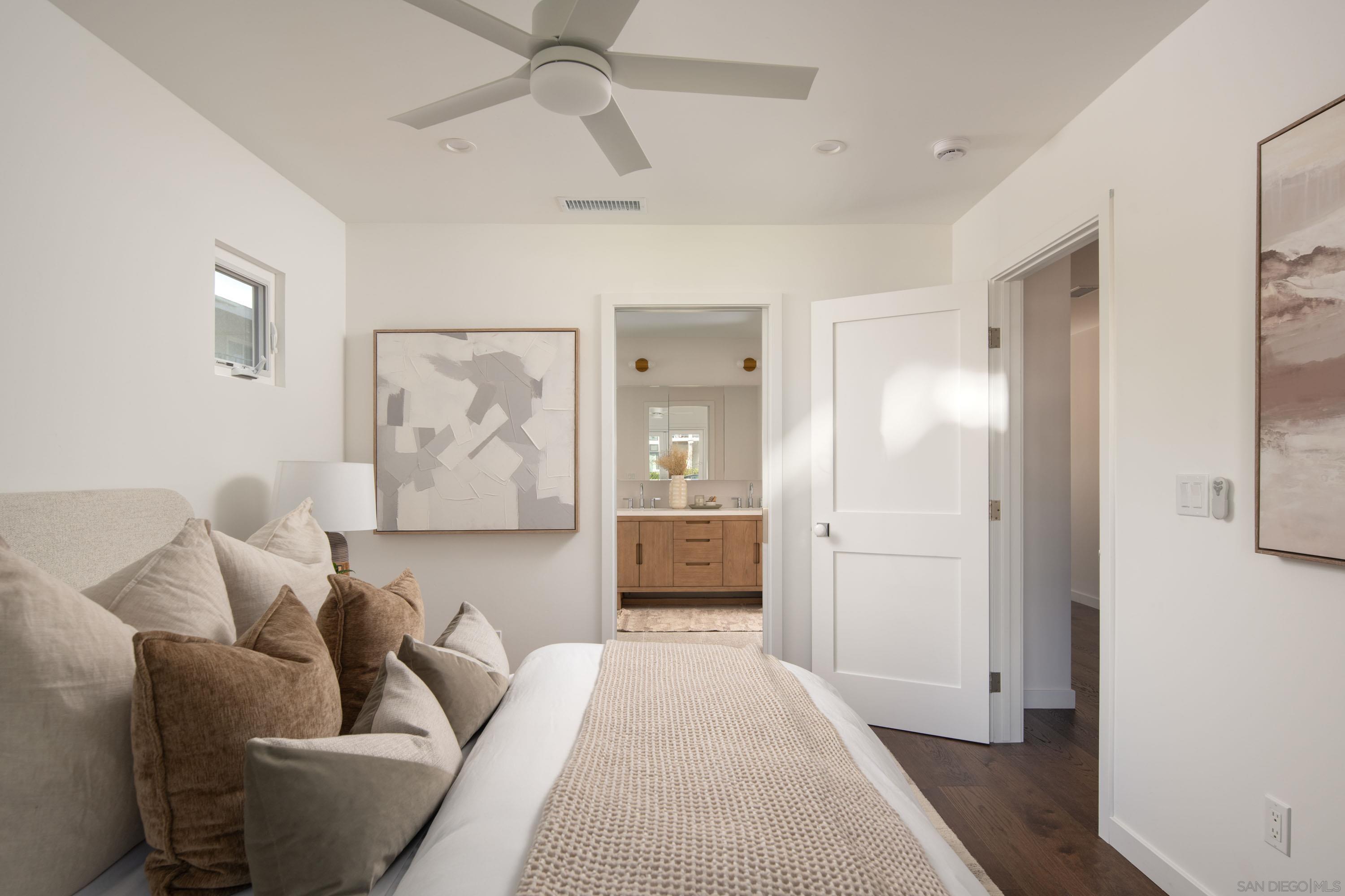 Detail Gallery Image 25 of 52 For 1025  Wilbur Ave, San Diego,  CA 92109 - 3 Beds | 2 Baths