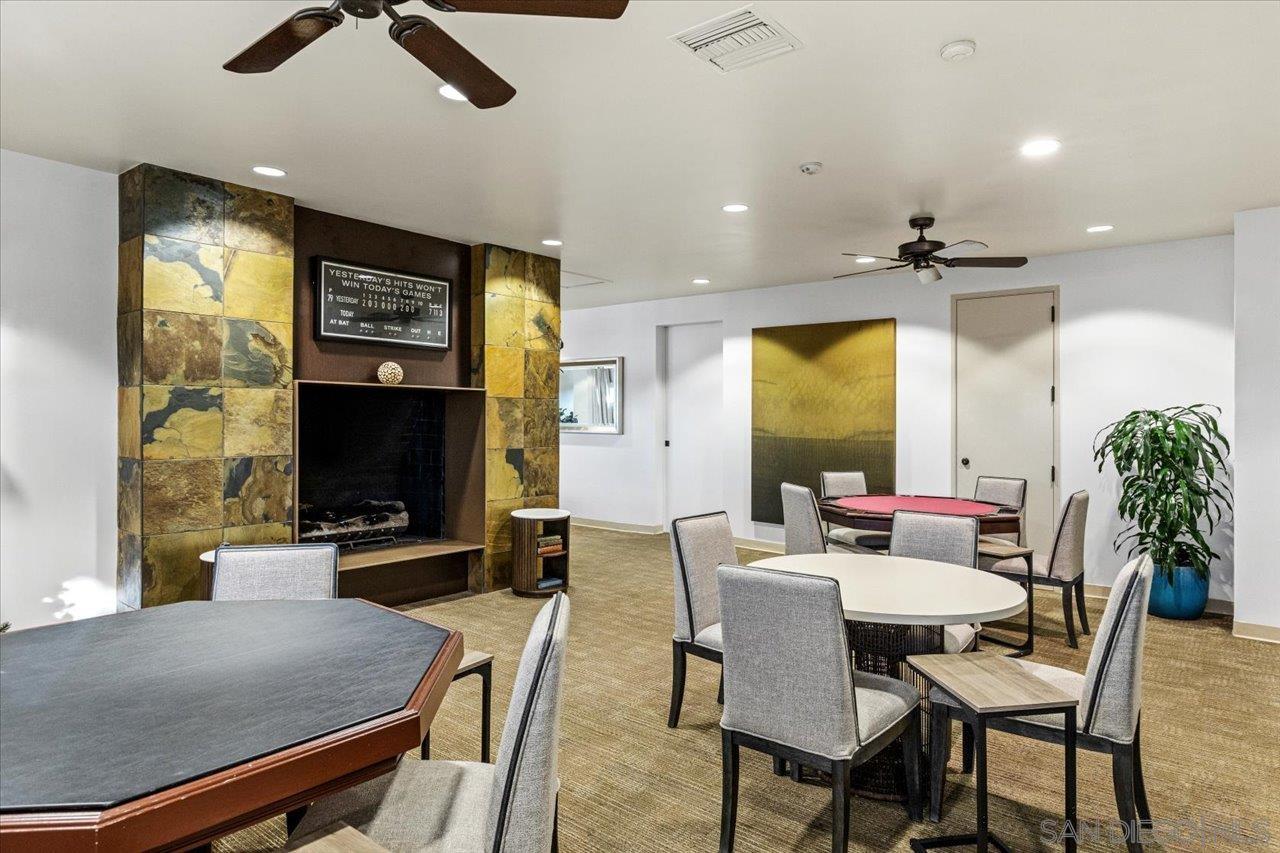 Detail Gallery Image 25 of 40 For 7305  San Bartolo Street  #374,  Carlsbad,  CA 92011 - 2 Beds | 2 Baths