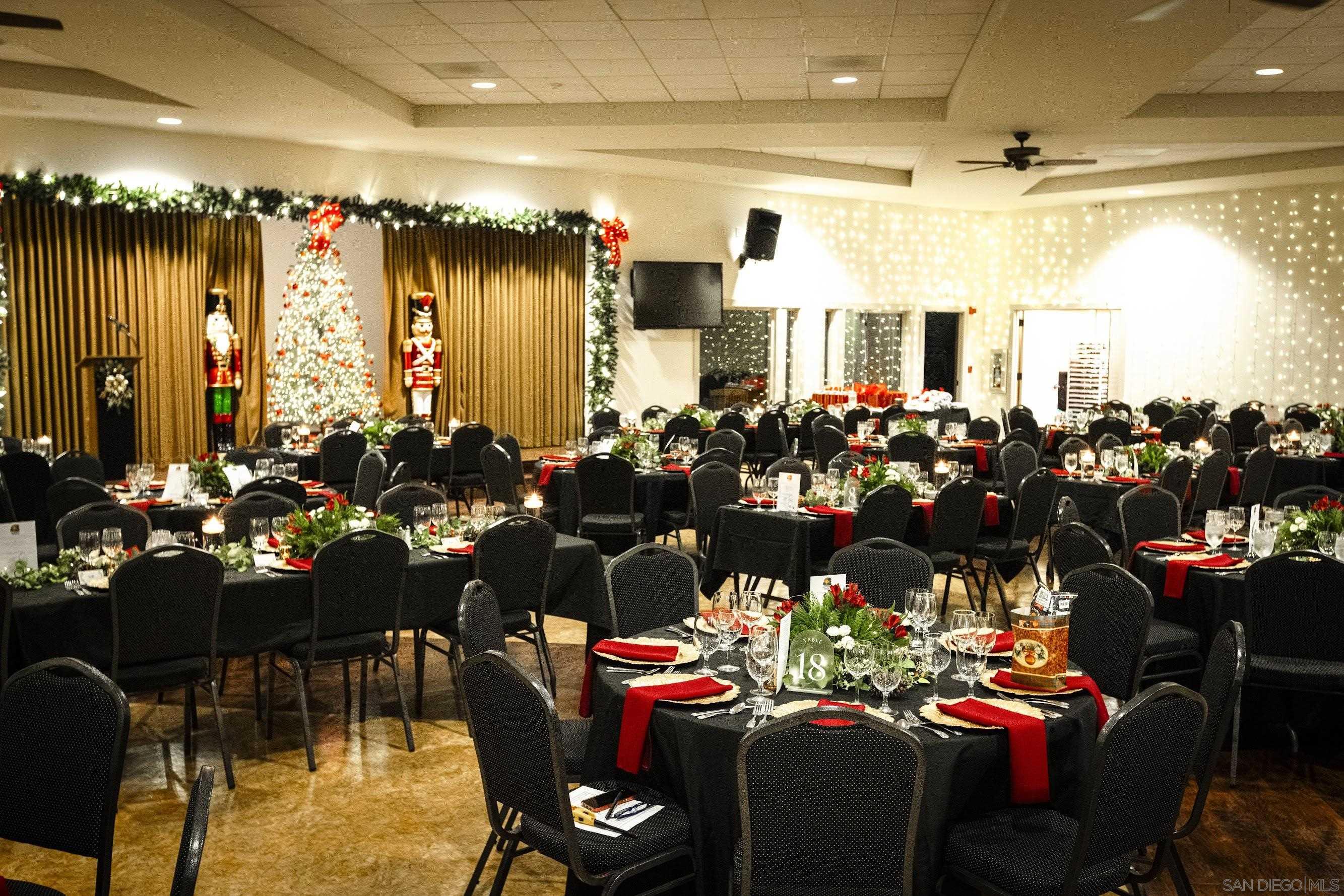 Detail Gallery Image 36 of 41 For 7305  San Bartolo Street  #374,  Carlsbad,  CA 92011 - 2 Beds | 2 Baths