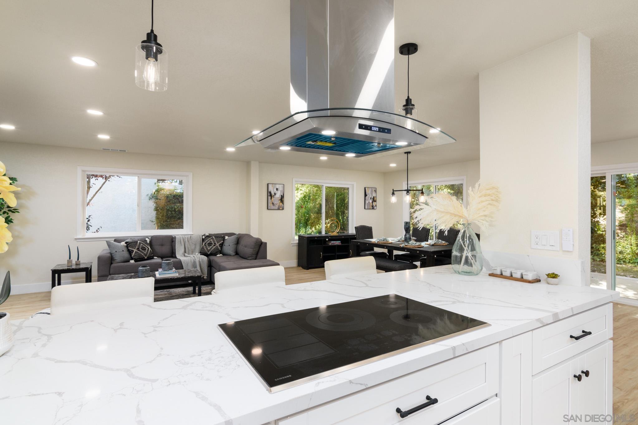 Detail Gallery Image 9 of 41 For , Escondido,  CA 92026 - 3 Beds | 2/1 Baths