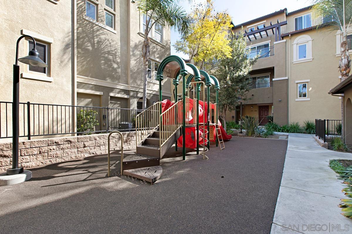 Detail Gallery Image 19 of 26 For 5415  Zeil Pl., San Diego,  CA 92105 - 2 Beds | 2 Baths