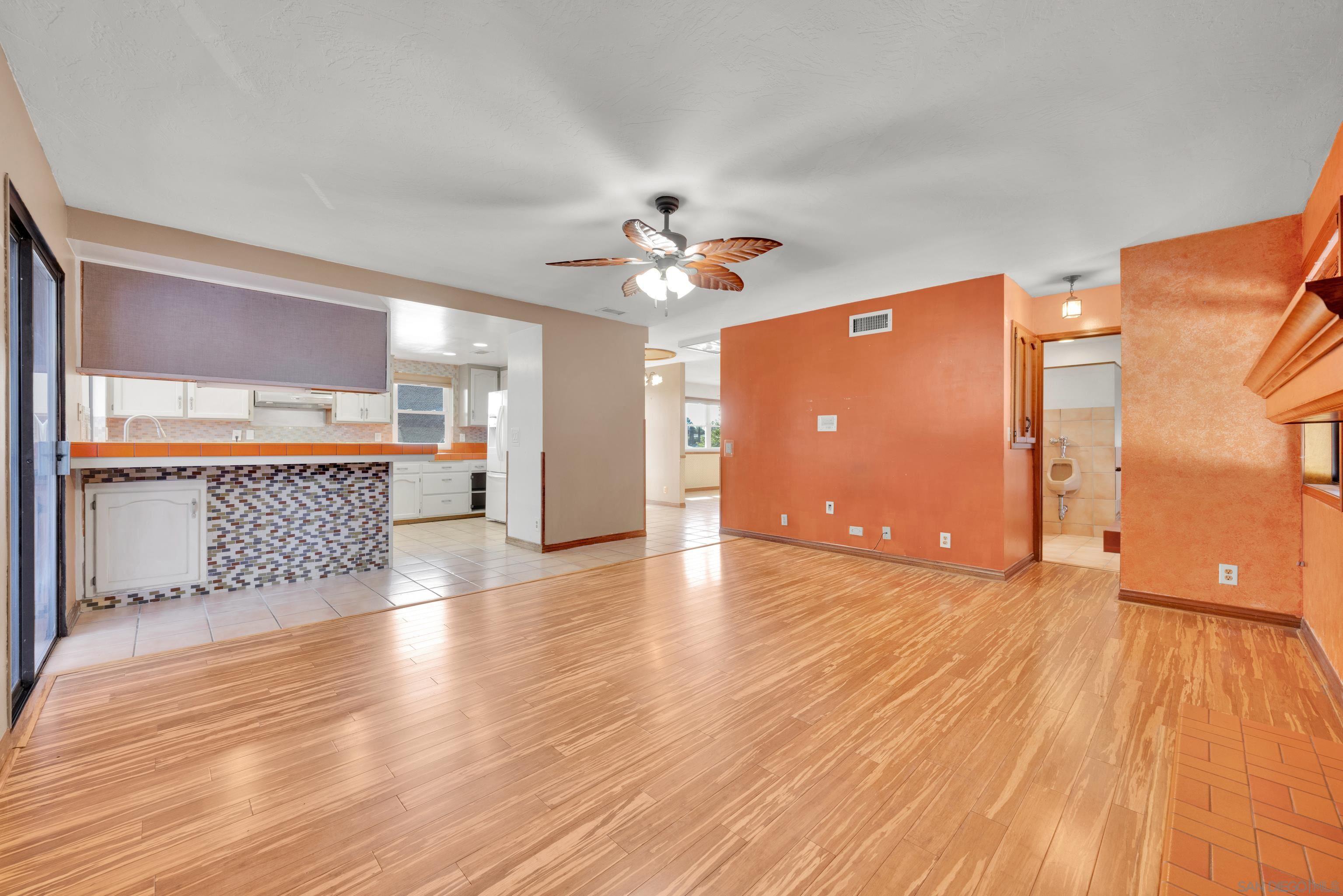 Detail Gallery Image 18 of 62 For 8686  Echo Dr, La Mesa,  CA 91941 - 4 Beds | 3 Baths