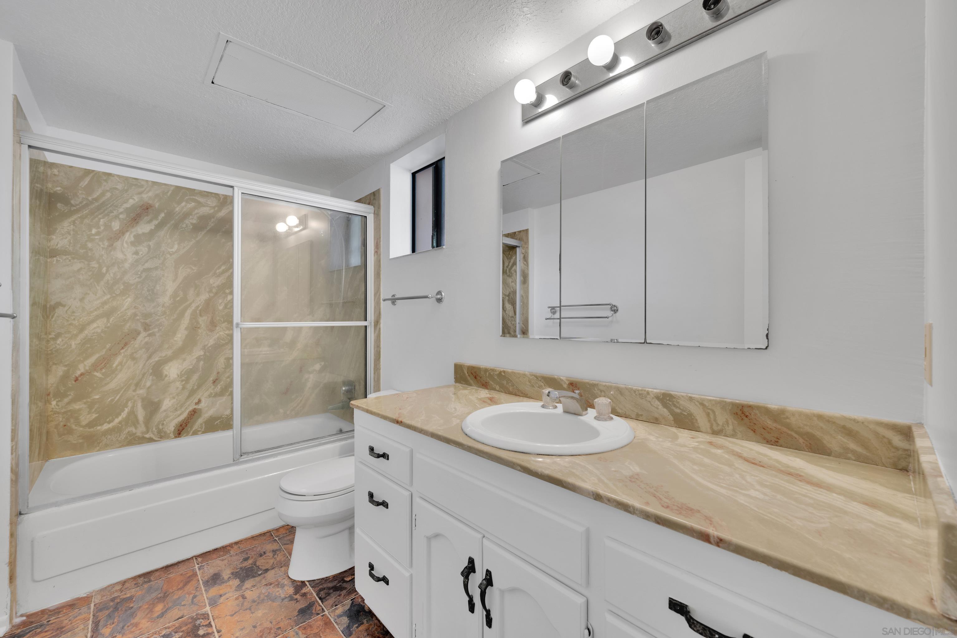 Detail Gallery Image 35 of 62 For 8686  Echo Dr, La Mesa,  CA 91941 - 4 Beds | 3 Baths