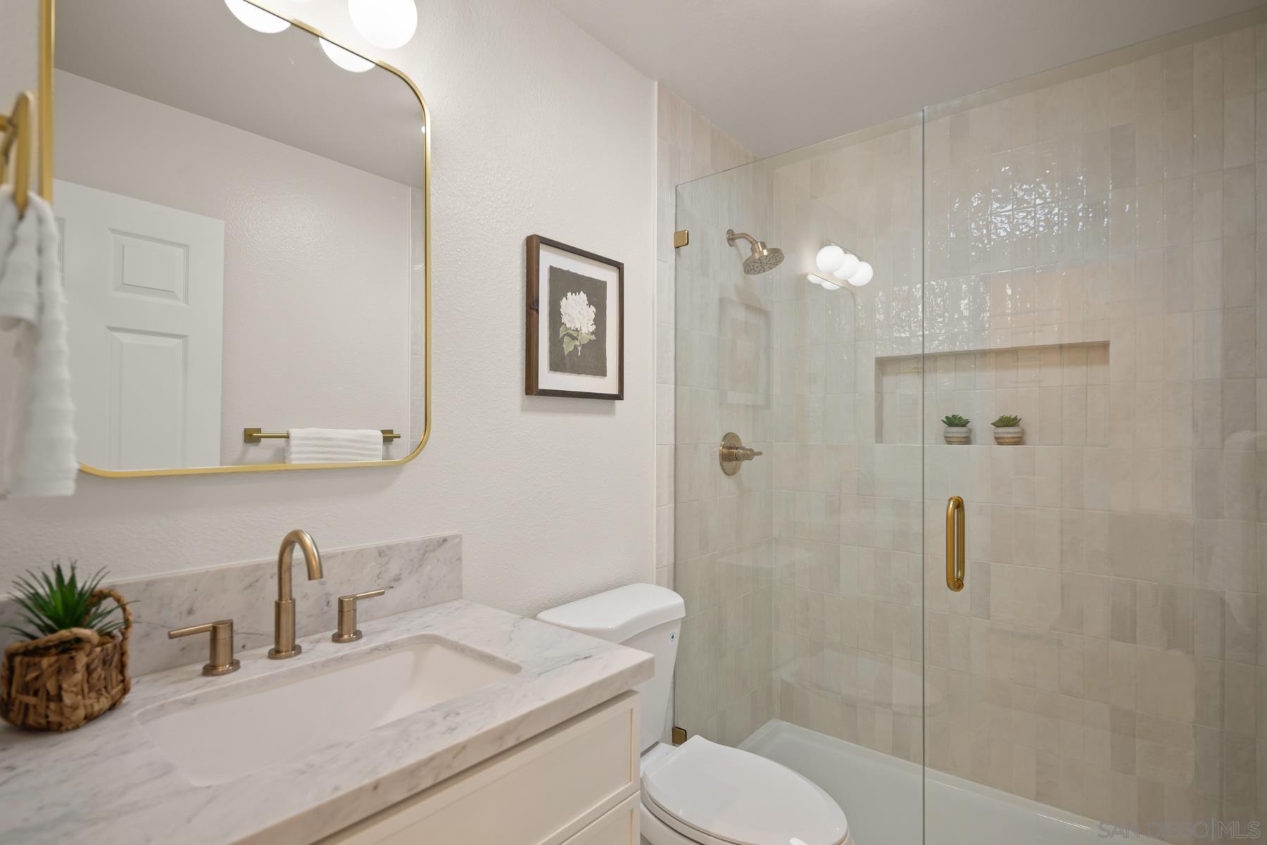 Detail Gallery Image 32 of 46 For 9975  Rue Chantemar, San Diego,  CA 92131 - 4 Beds | 3 Baths