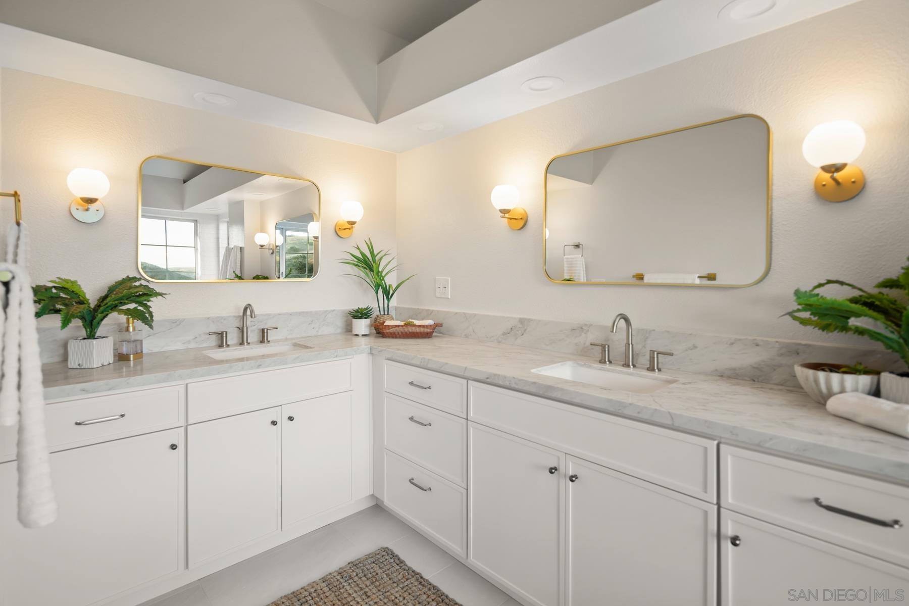 Detail Gallery Image 40 of 46 For 9975  Rue Chantemar, San Diego,  CA 92131 - 4 Beds | 3 Baths