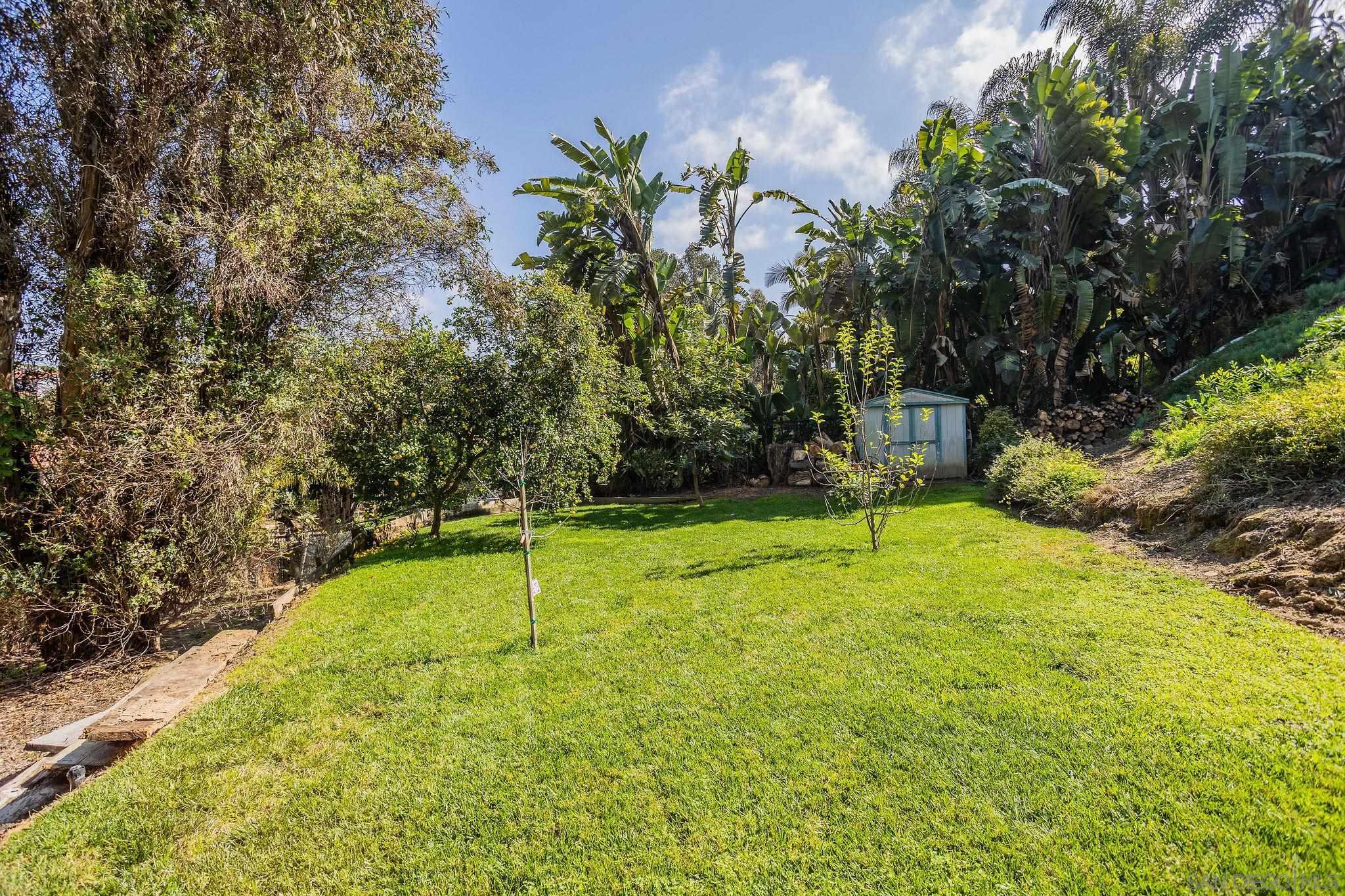 Detail Gallery Image 32 of 36 For 2438  Sacada Cir, Carlsbad,  CA 92009 - 3 Beds | 3 Baths