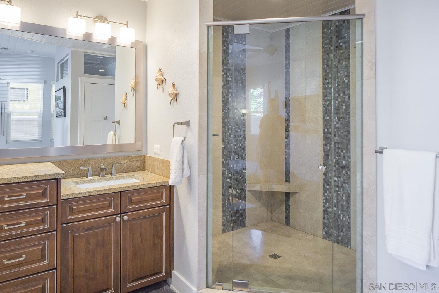 Detail Gallery Image 18 of 23 For 2154  Manchester Ave, Cardiff By The Sea,  CA 92007 - 3 Beds | 3 Baths