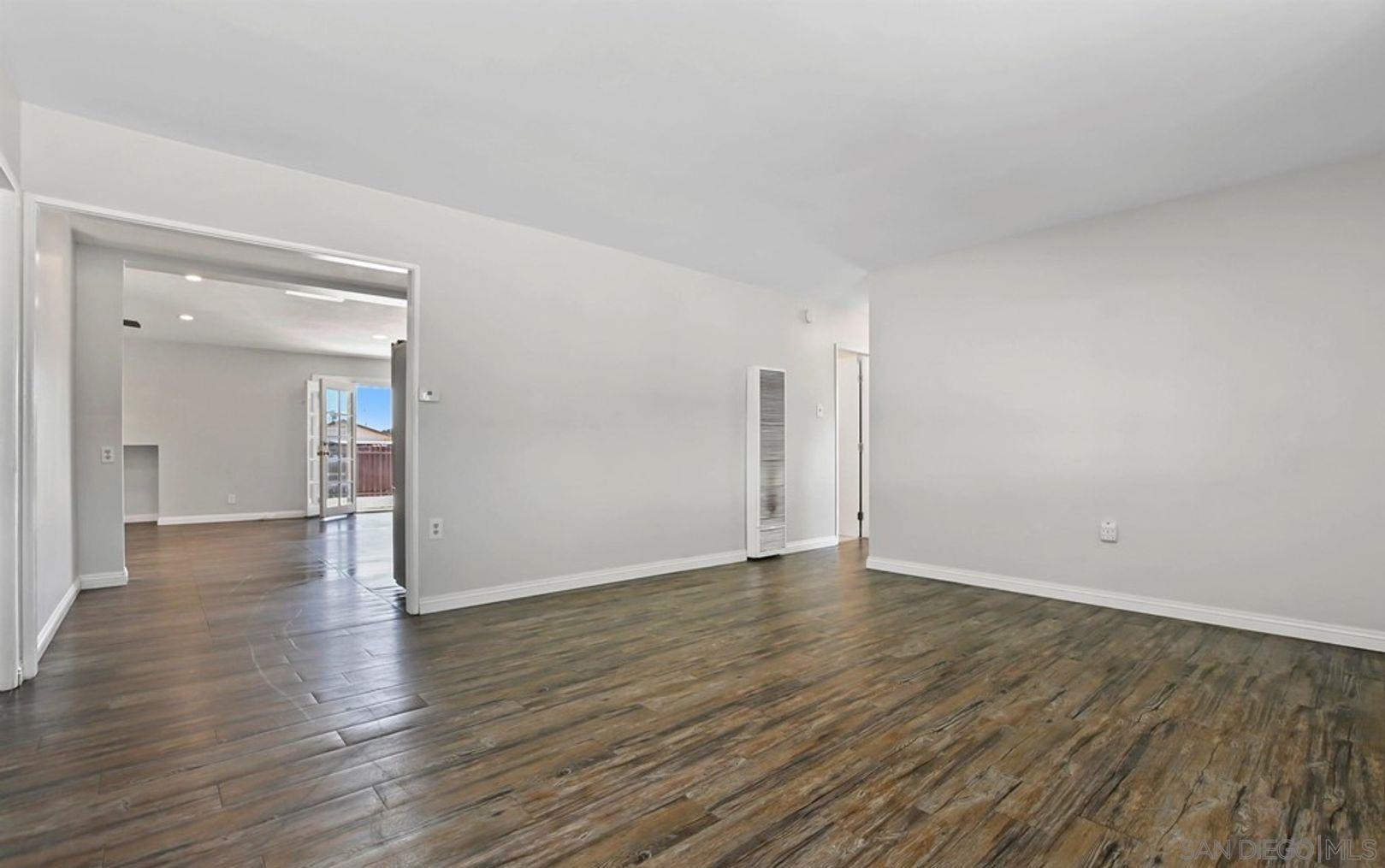 Detail Gallery Image 8 of 18 For 4575  Gila Ave, San Diego,  CA 92117 - 3 Beds | 1/1 Baths