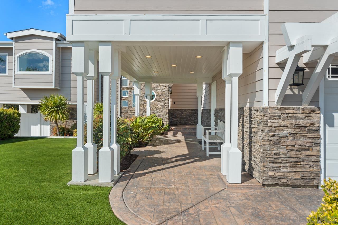 Detail Gallery Image 3 of 48 For 3360  Mount Laurence, San Diego,  CA 92117 - 4 Beds | 3 Baths