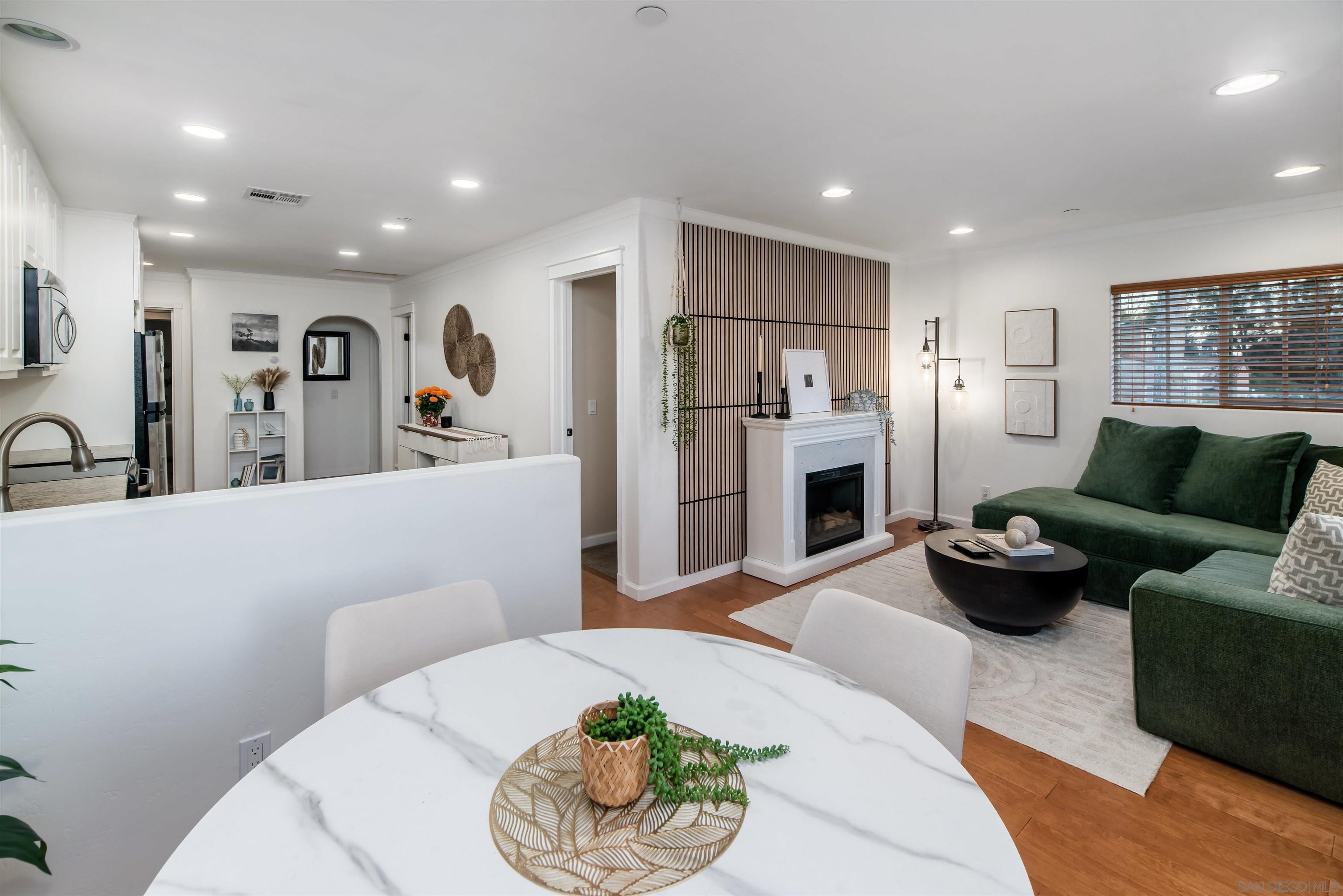 Detail Gallery Image 4 of 26 For 3705  Swift Ave, San Diego,  CA 92104 - 3 Beds | 2 Baths