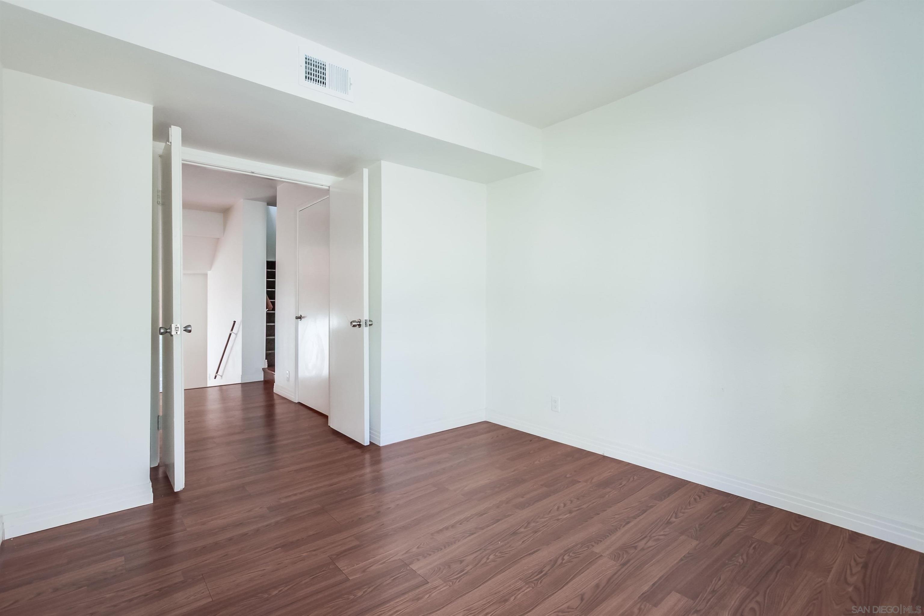 Detail Gallery Image 13 of 43 For 3324  Caminito Eastbluff  161, La Jolla,  CA 92037 - 3 Beds | 2/1 Baths