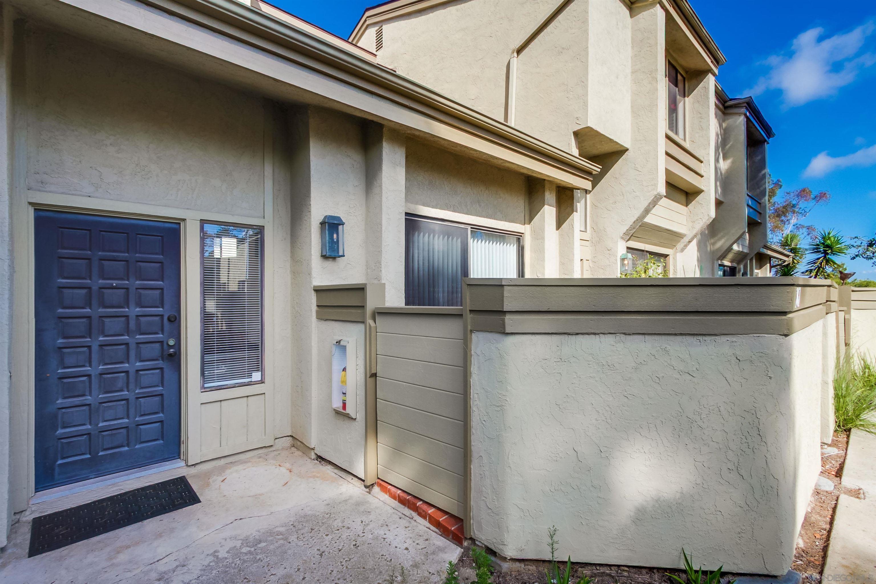 Detail Gallery Image 4 of 43 For 3324  Caminito Eastbluff  161, La Jolla,  CA 92037 - 3 Beds | 2/1 Baths