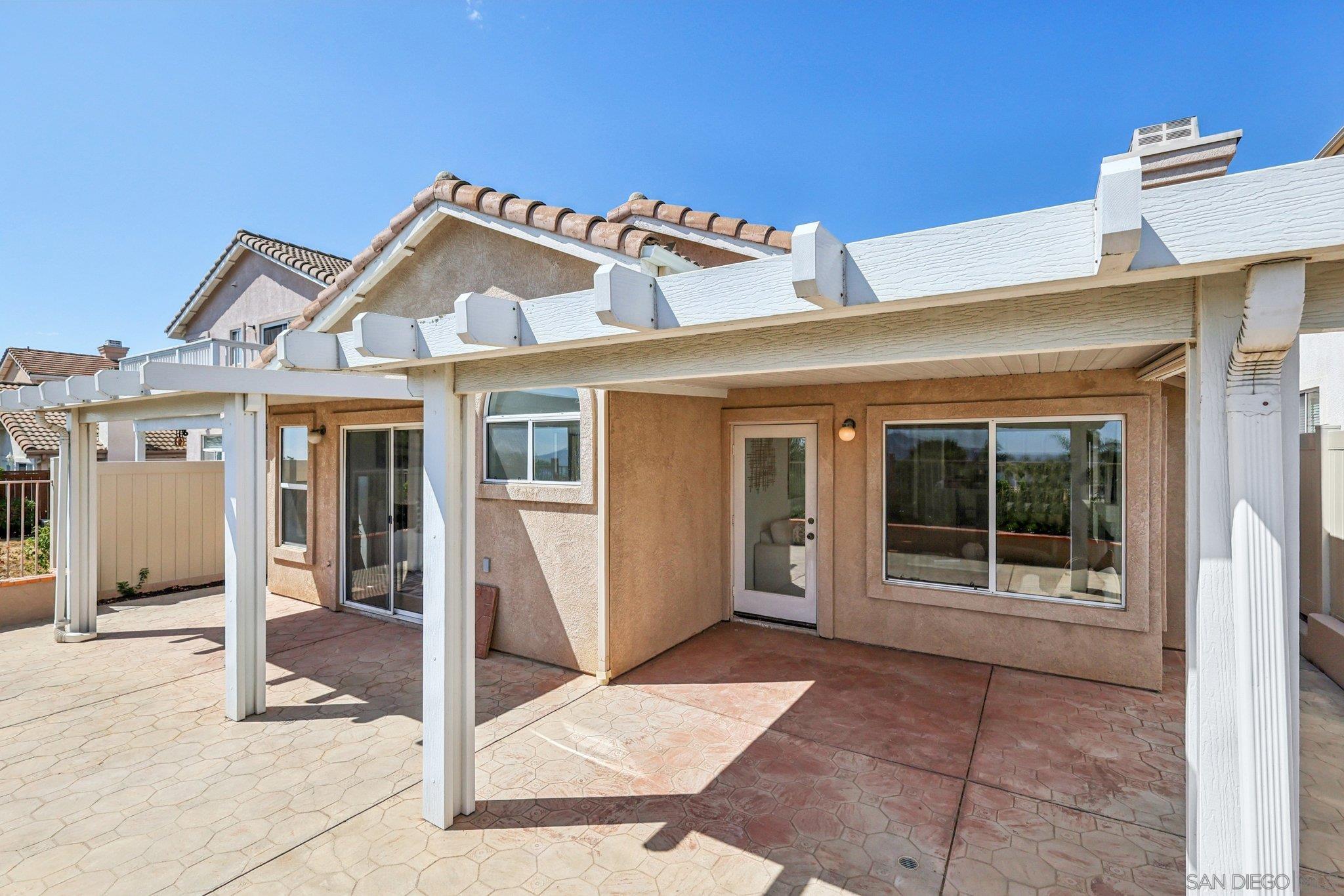 Detail Gallery Image 31 of 59 For 2491  Moonlight Gln, Escondido,  CA 92026 - 3 Beds | 2 Baths