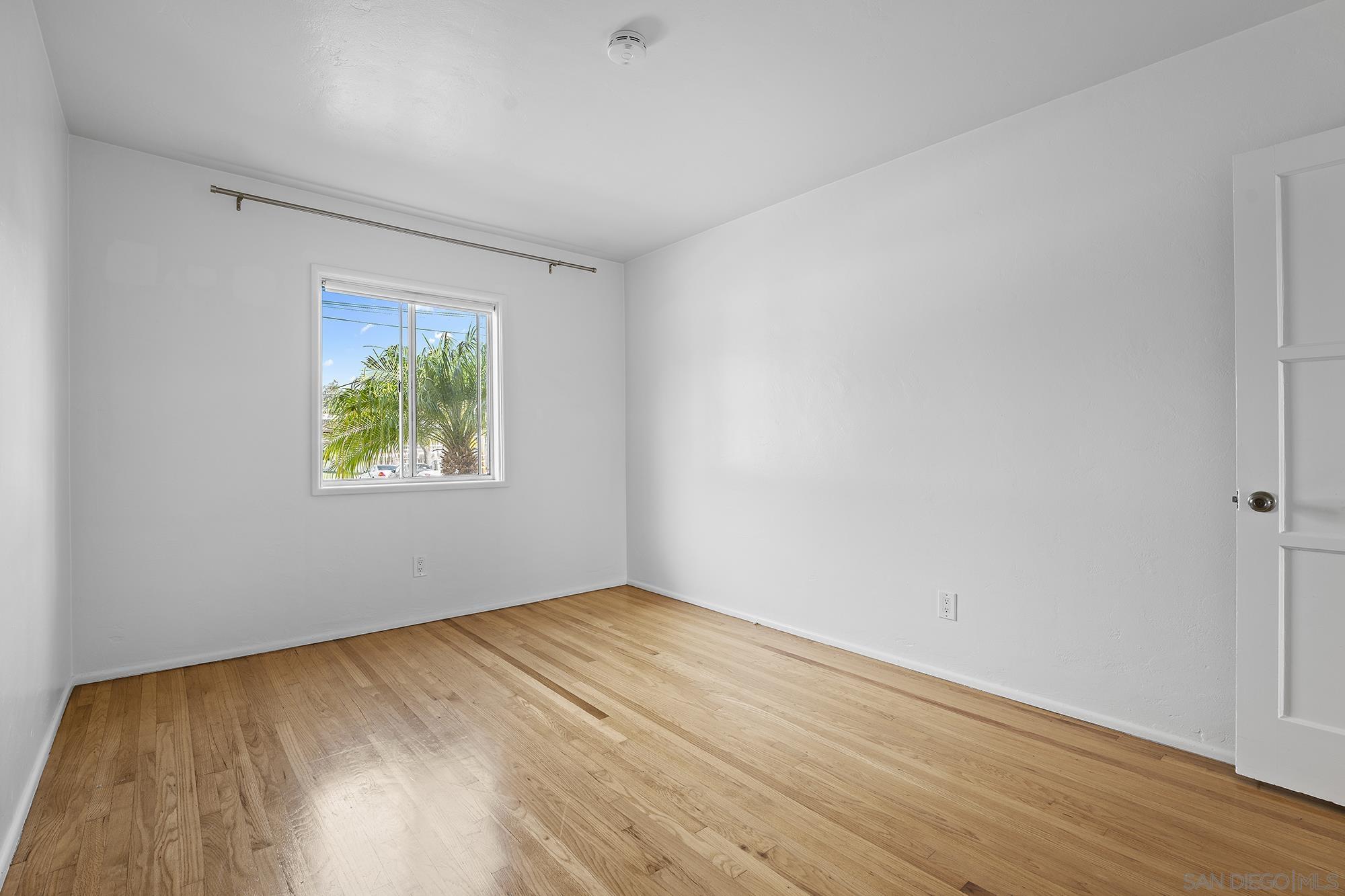 Detail Gallery Image 13 of 24 For 4851  Iroquois Ave, San Diego,  CA 92117 - 2 Beds | 1 Baths